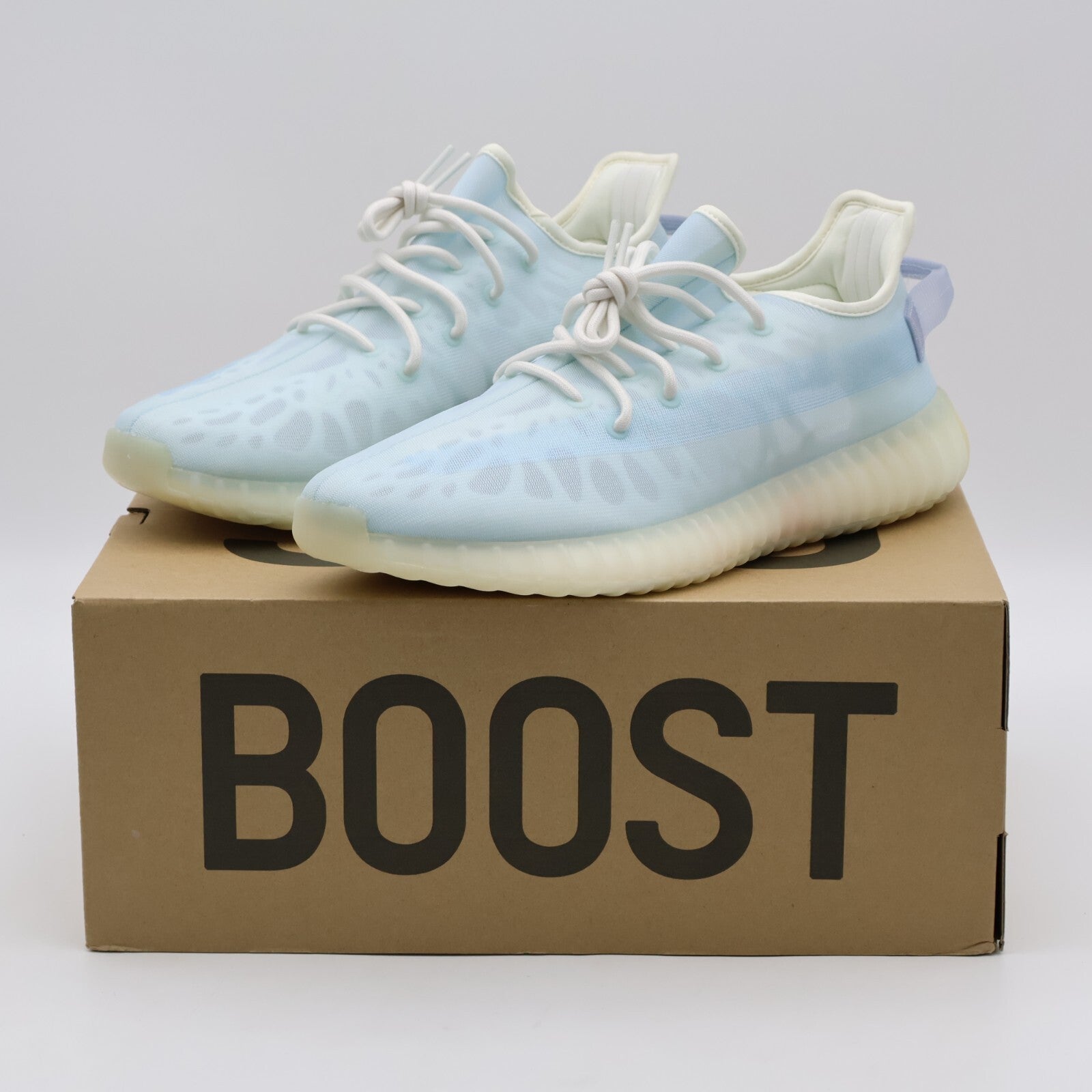 GW2869 Adidas Yeezy Boost 350 V2 Mono Ice Light Crystal Blue White Beige Aqua