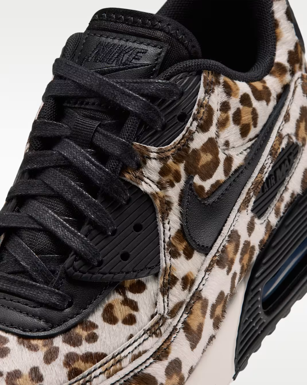 898512-004 Nike AIR MAX 90 LX (Women's)