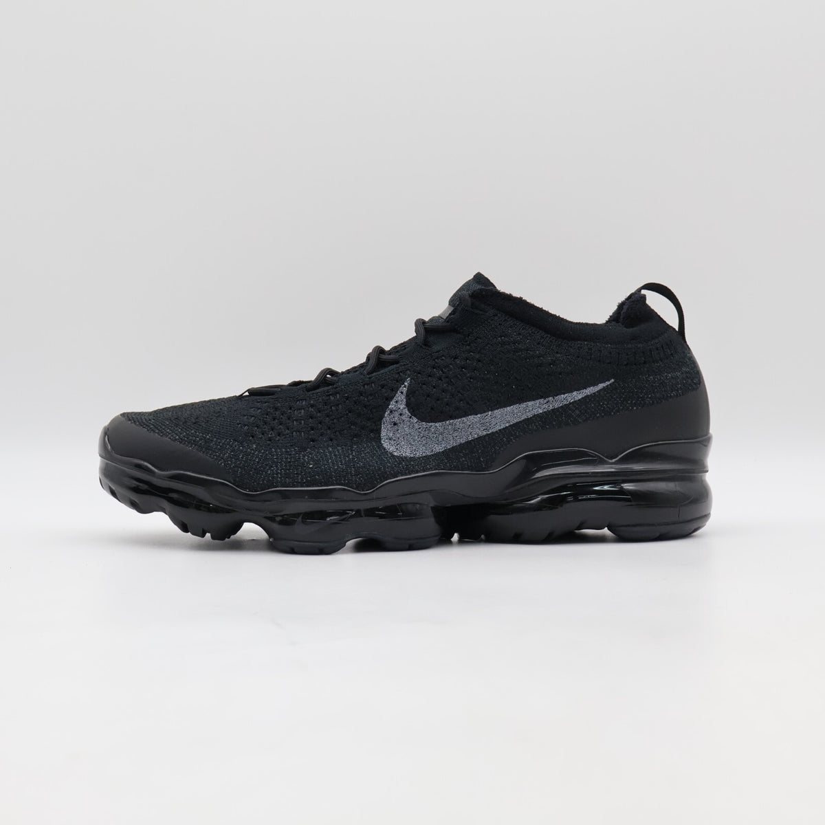 DV1678-003 Nike Vapormax 2023 Flyknit Triple Black (Men's)