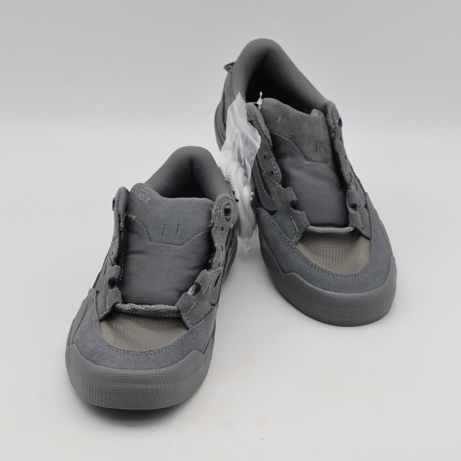 VN000D5DBGF Atiba Jefferson Vans Skate 2 Wayvee Grey (Men's)