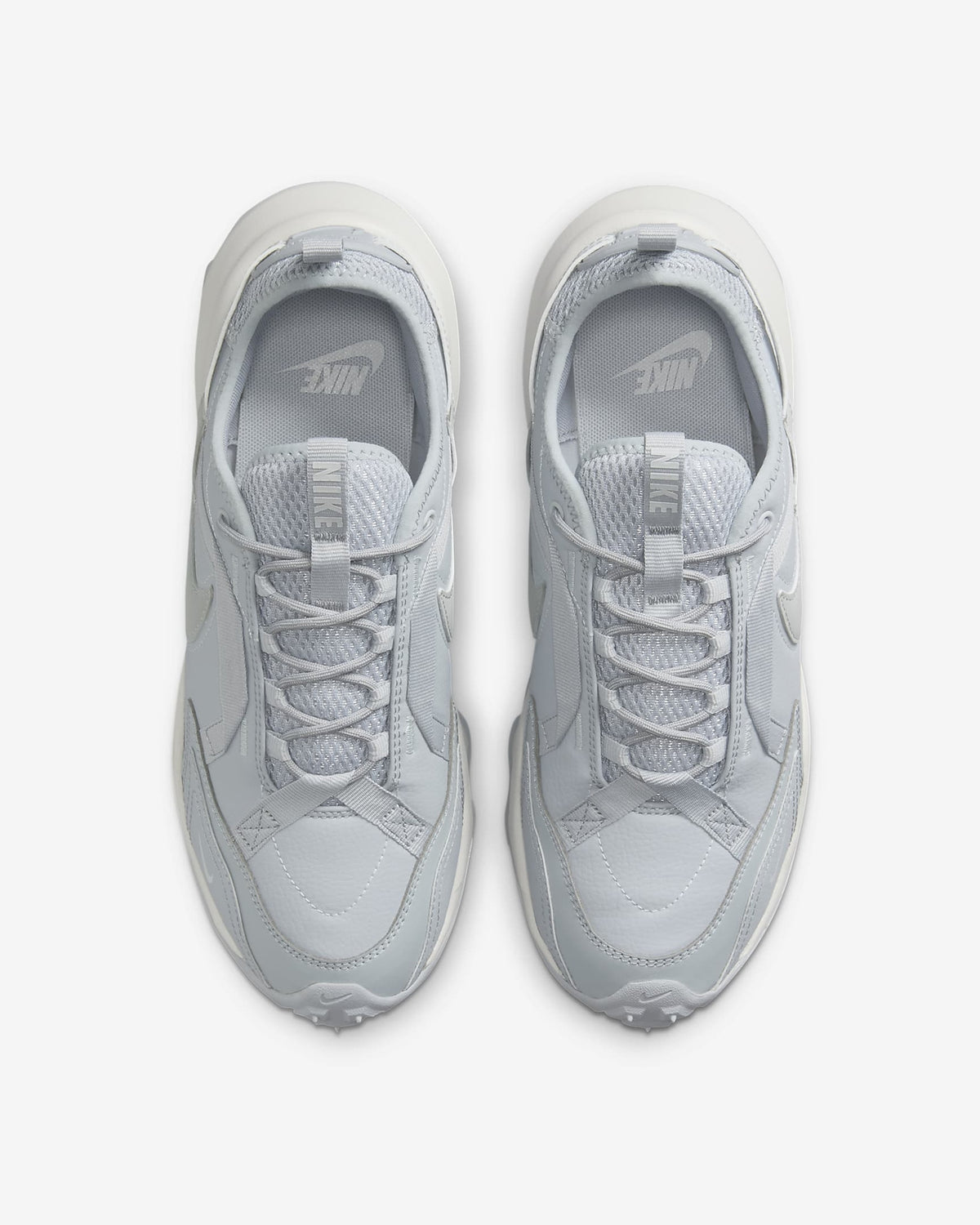 DD9682-005 Nike Women's TC 7900 Wolf Grey Photon Dust Metallic Platinum (Women's