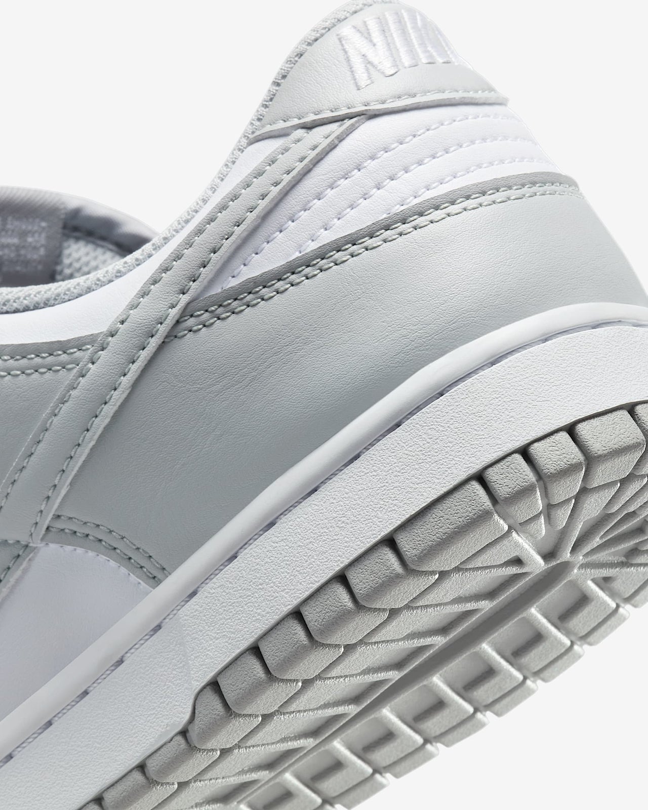 HF5441-105 Nike Dunk Low Retro White White Light Smoke Grey (Men's)