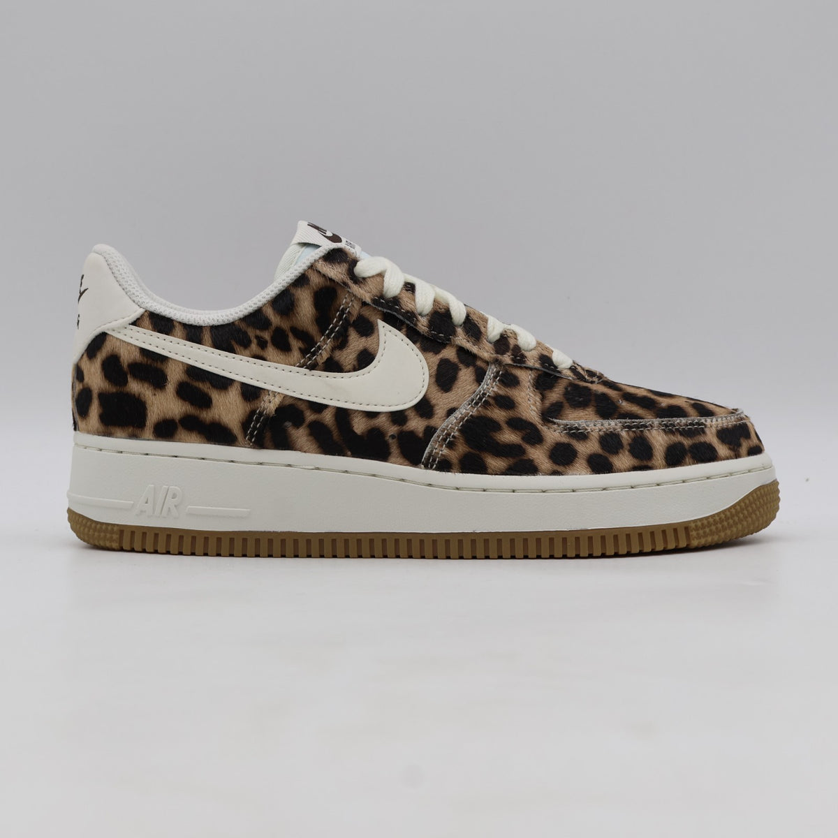 IB7695-200 Nike Air Force 1 Low Leopard (Women's)
