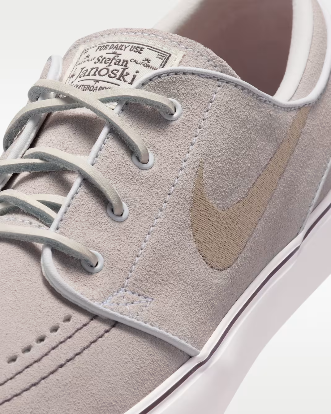 FD6757-102 Nike SB Zoom Janoski OG+ "White/Sail" (Men's)