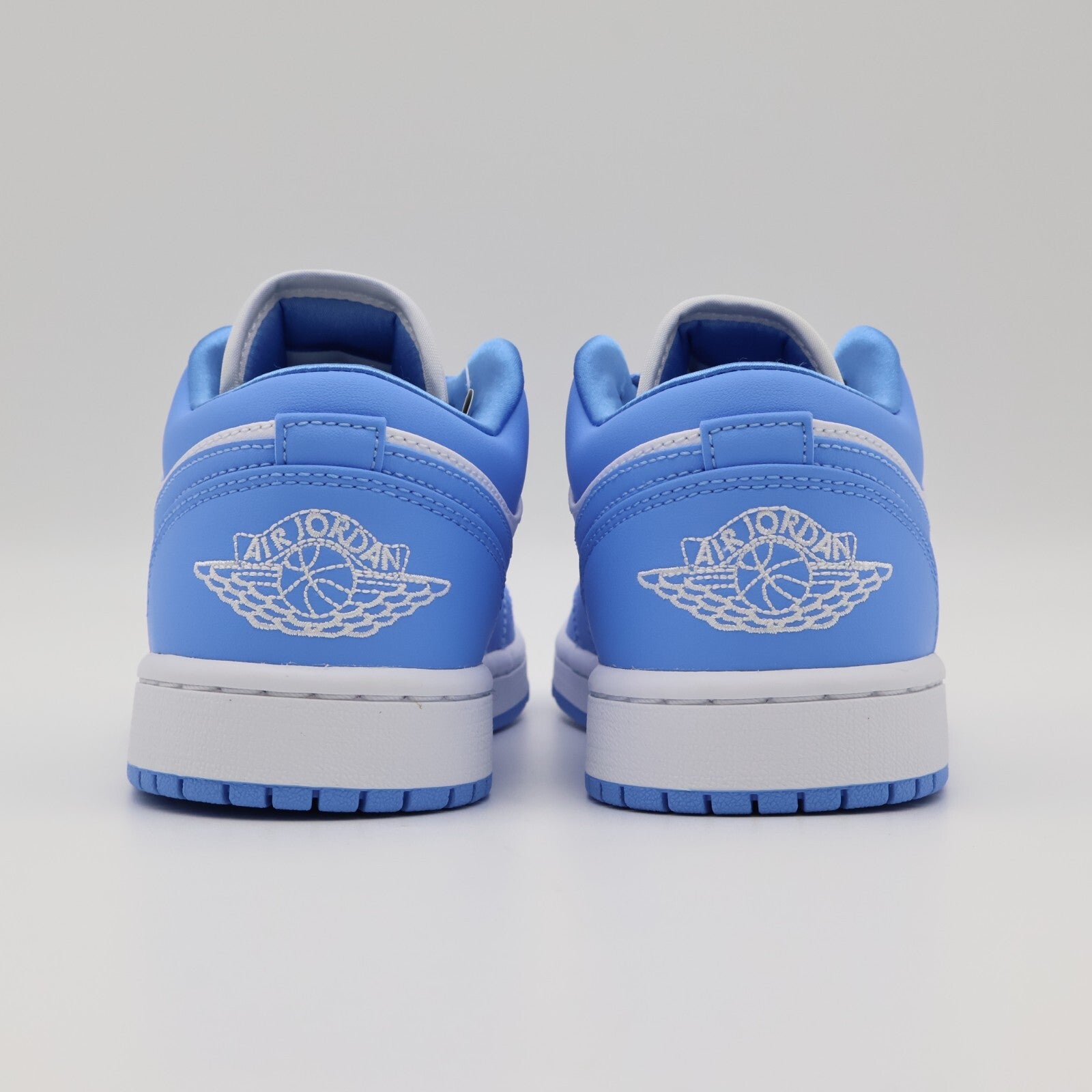 AO9944-441 Nike Air Jordan 1 Low UNC (Women's)