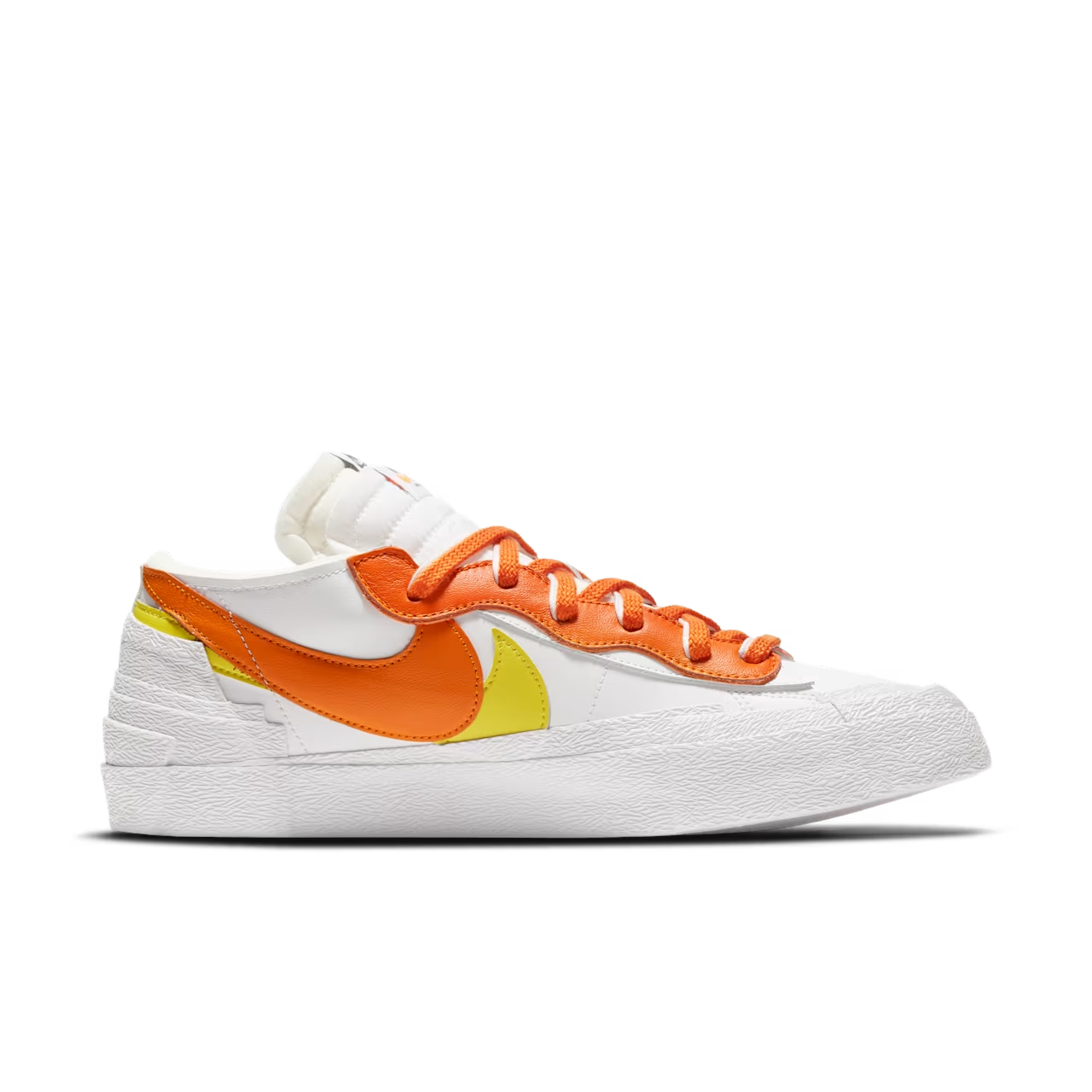DD1877-100 SACAI Ã NIKE BLAZER LOW MAGMA ORANGE (Men's)
