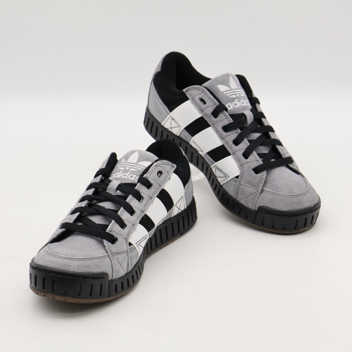 IH2228 adidas Originals Lawsuit Grey Core White (Men's)