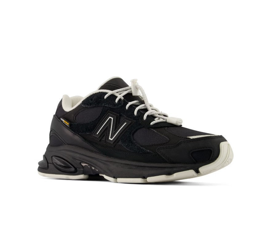 U20108ZK DOE Ã New Balance 2010 "Black/Sea Salt" (Men's)
