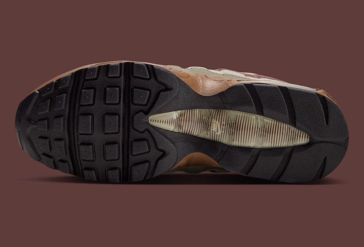 IZ6187-032 Nike Air Max 95 "Phantom/Dark Hazel"