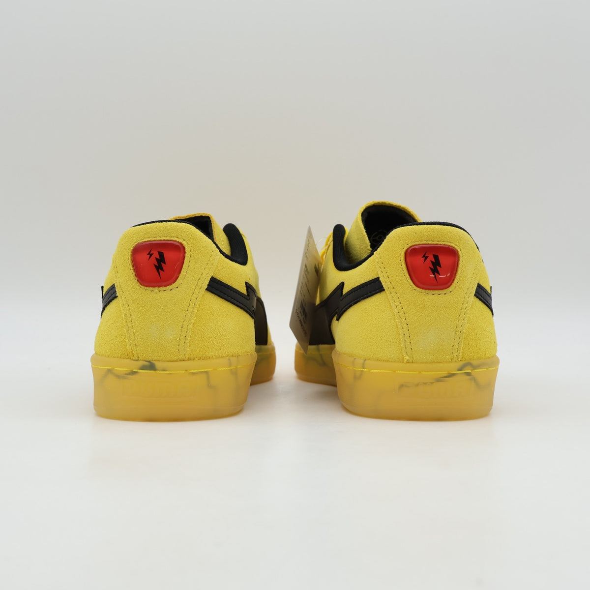 407020-01 Pokemon Ã Puma Suede "Pikachu" (Men's)