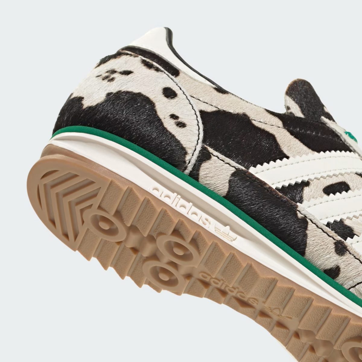 JR1639 adidas Originals SL72 OG Core Black Off White Court Green (Women's)