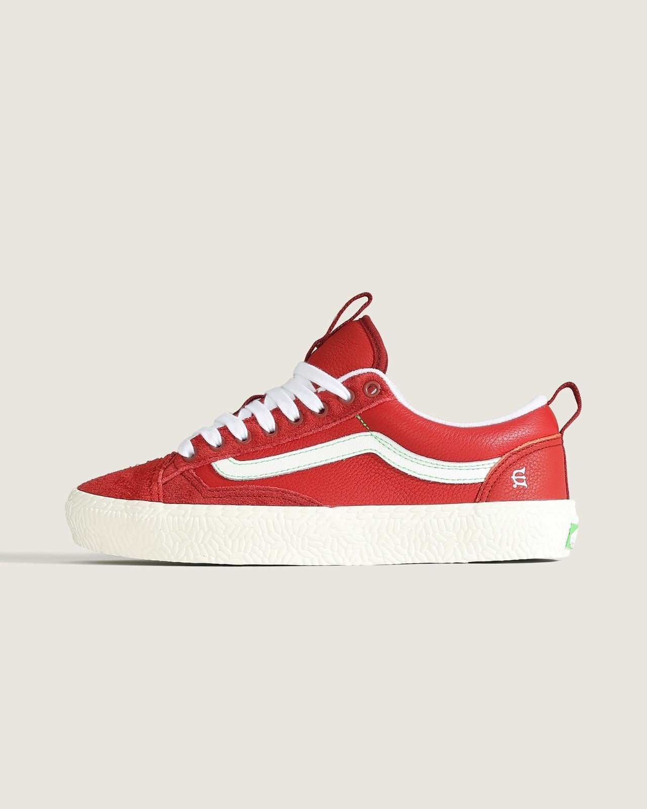 VN000D5RCXS Evisen Skateboards Ã Vans Skate Old Skool 36+ "Ruby Wine" (Men's)