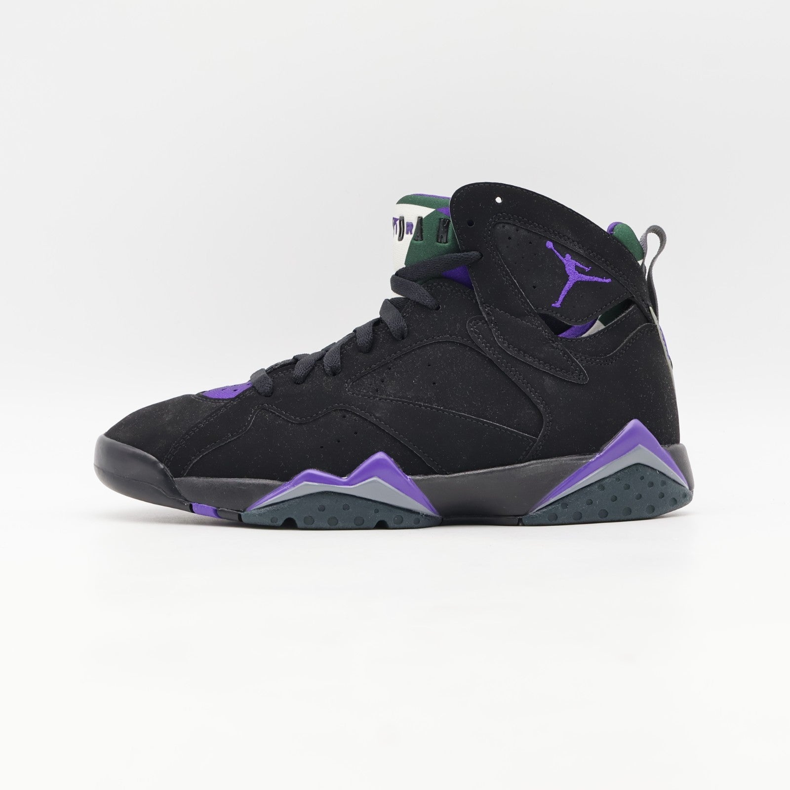 304775-053 Nike Air Jordan 7 "Ray Allen" (Men's)