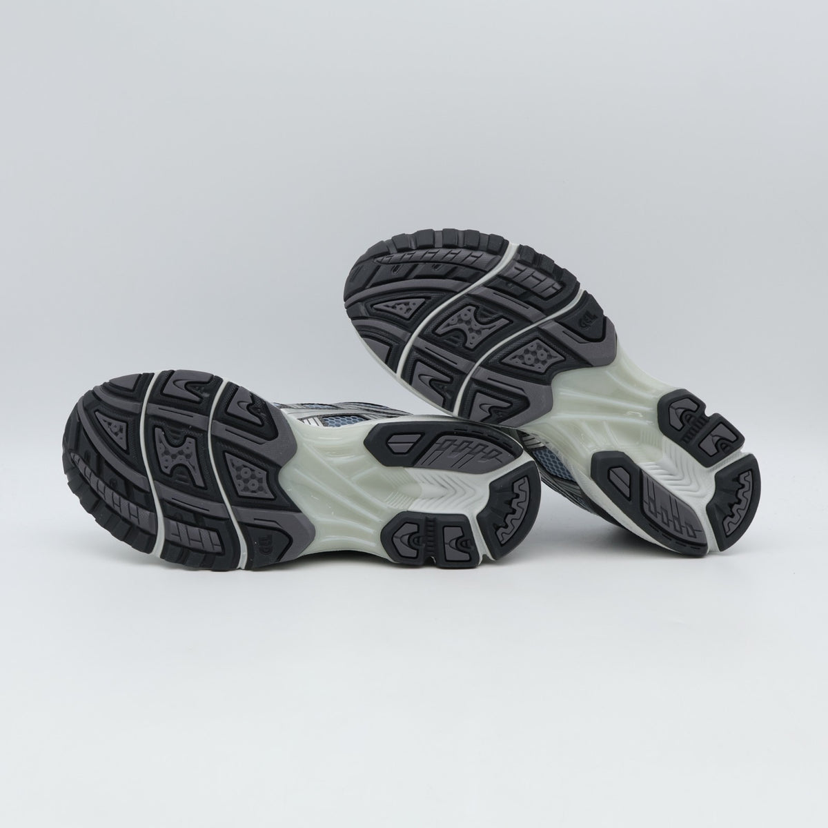 1203A537-401 Asics Gel-Kayano 14 Dolphin Grey Pure Silver (Men's)