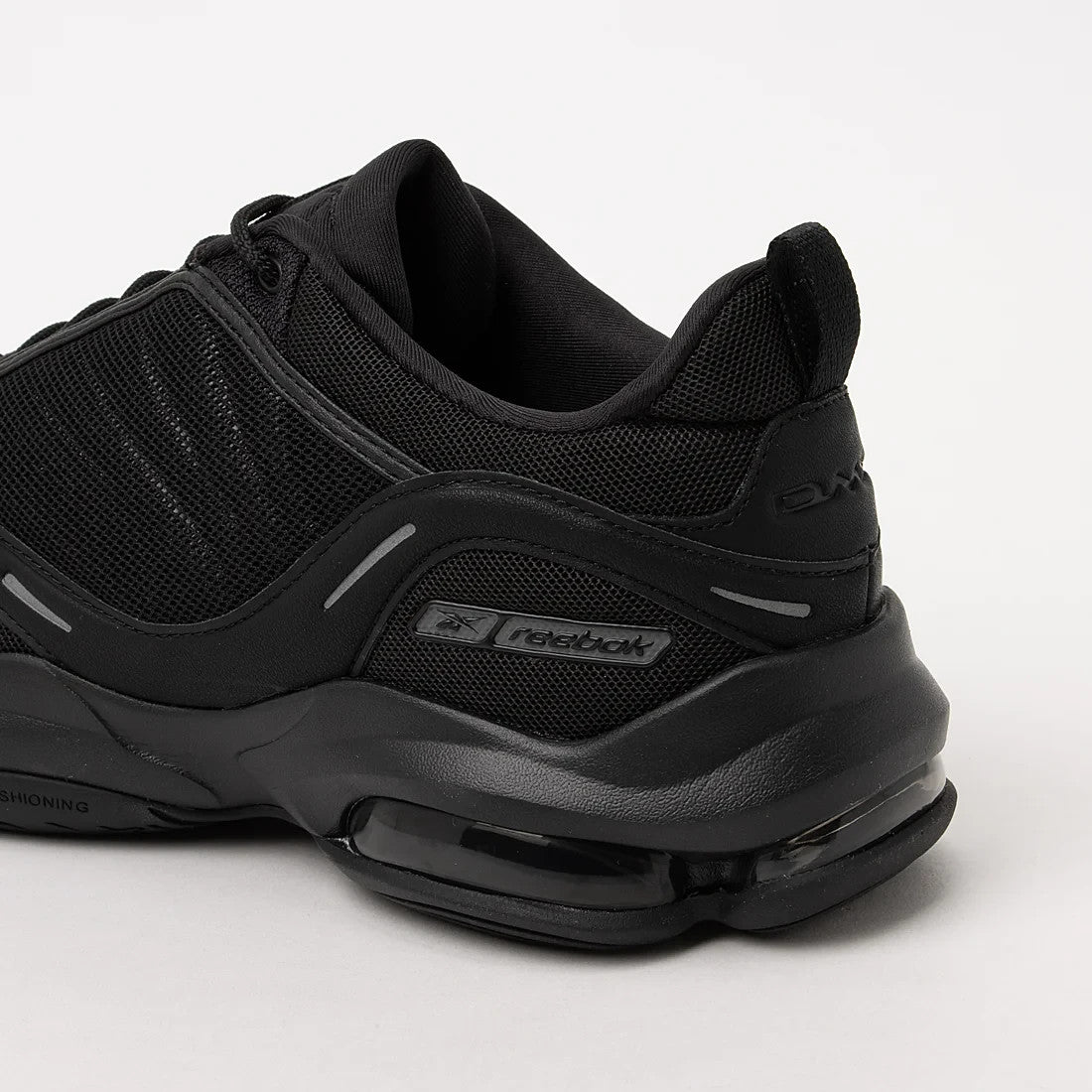 100244453 Reebok DMX Series 3000 "Black"