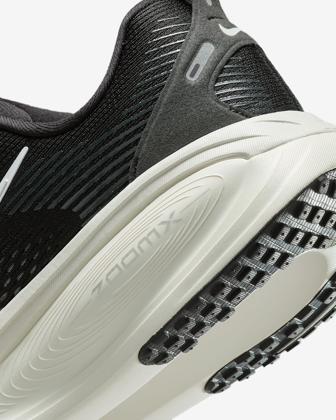 HM6804-005 Nike Vomero 18 Black Coconut Milk Light Iron Ore Summit  (Women's)