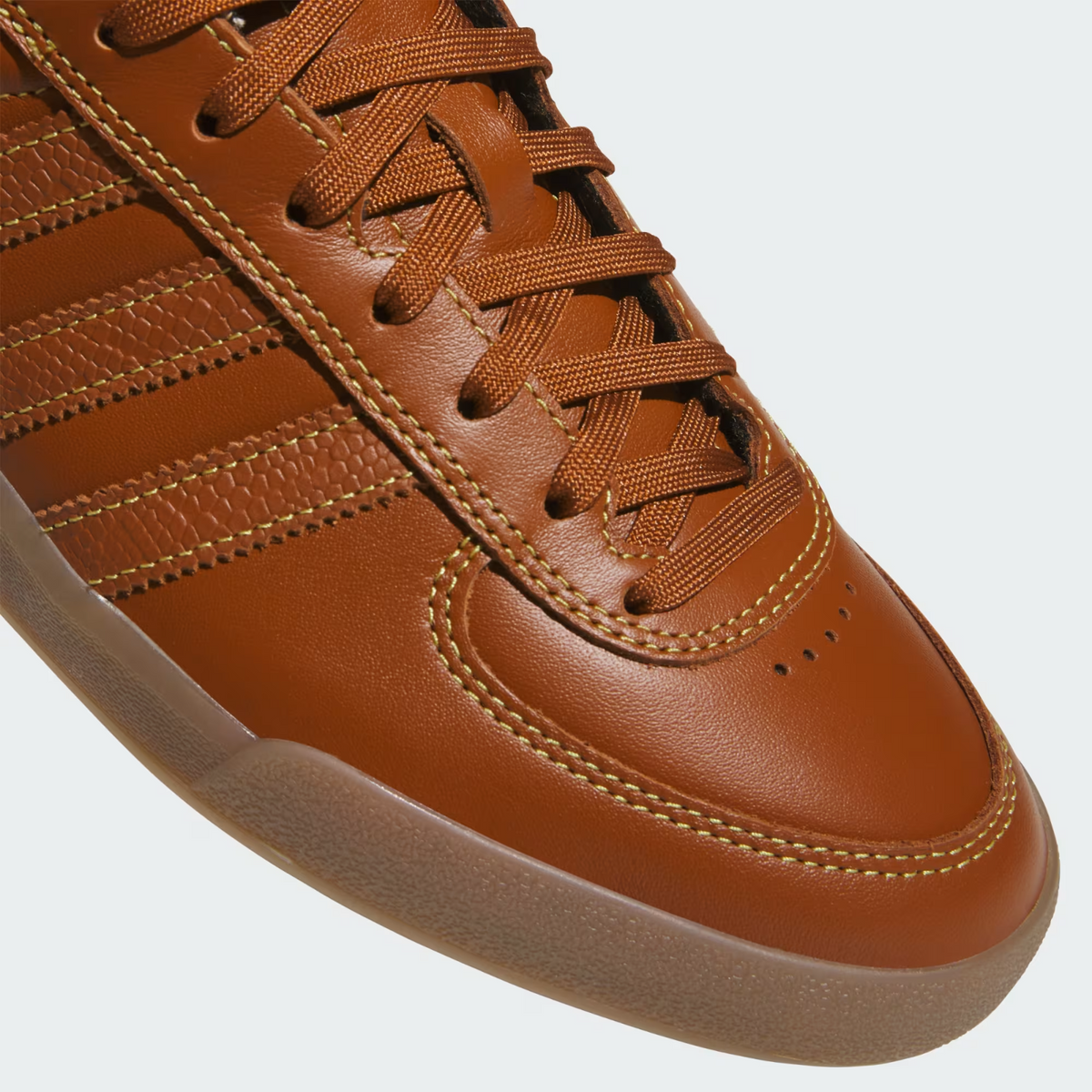KJ5052 adidas Glenburn (Men's)