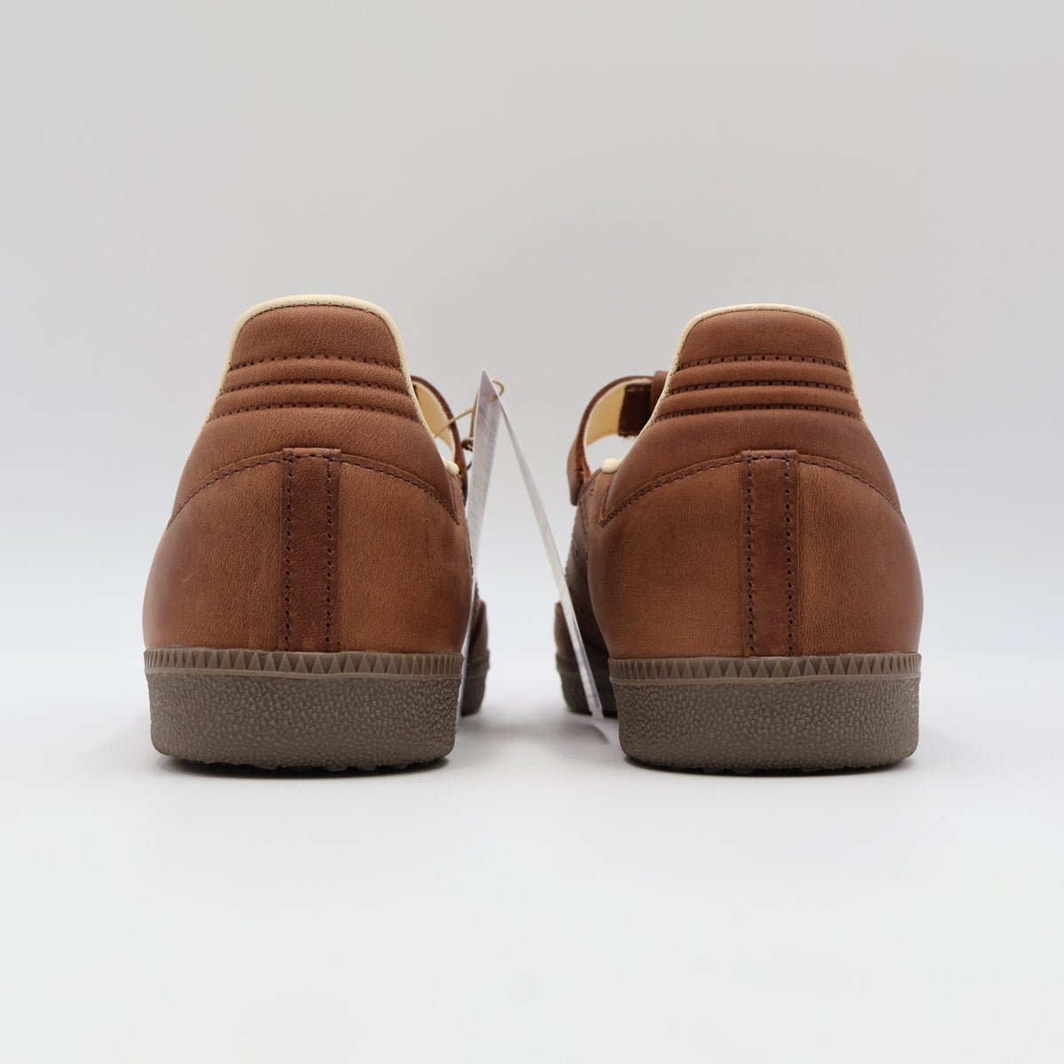 HP7130 adidas Samba Jane Supplier Colour Sand Strata (Women's)
