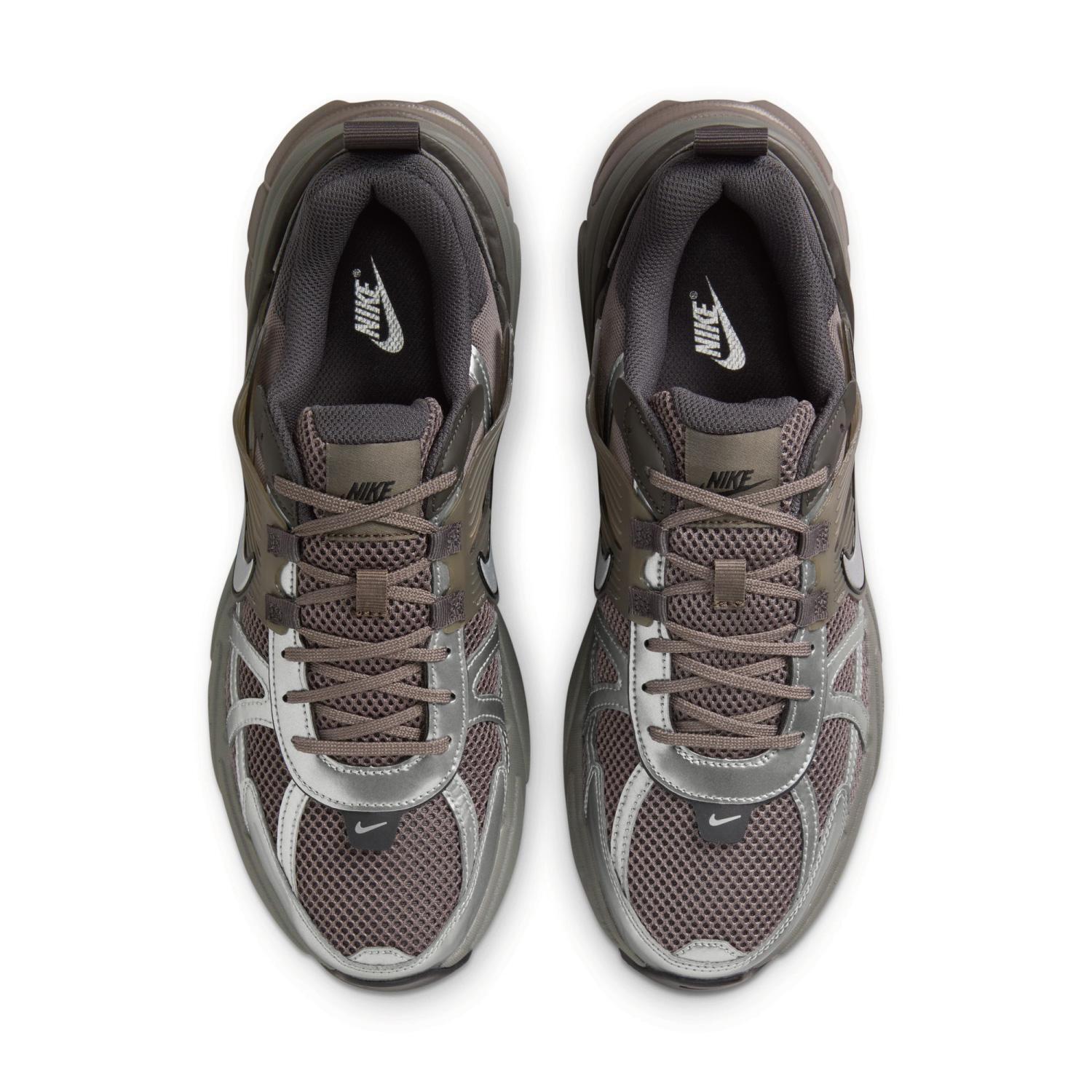 HQ1678-200 Nike V2K Run Cave Stone Metallic Silver (Men's)