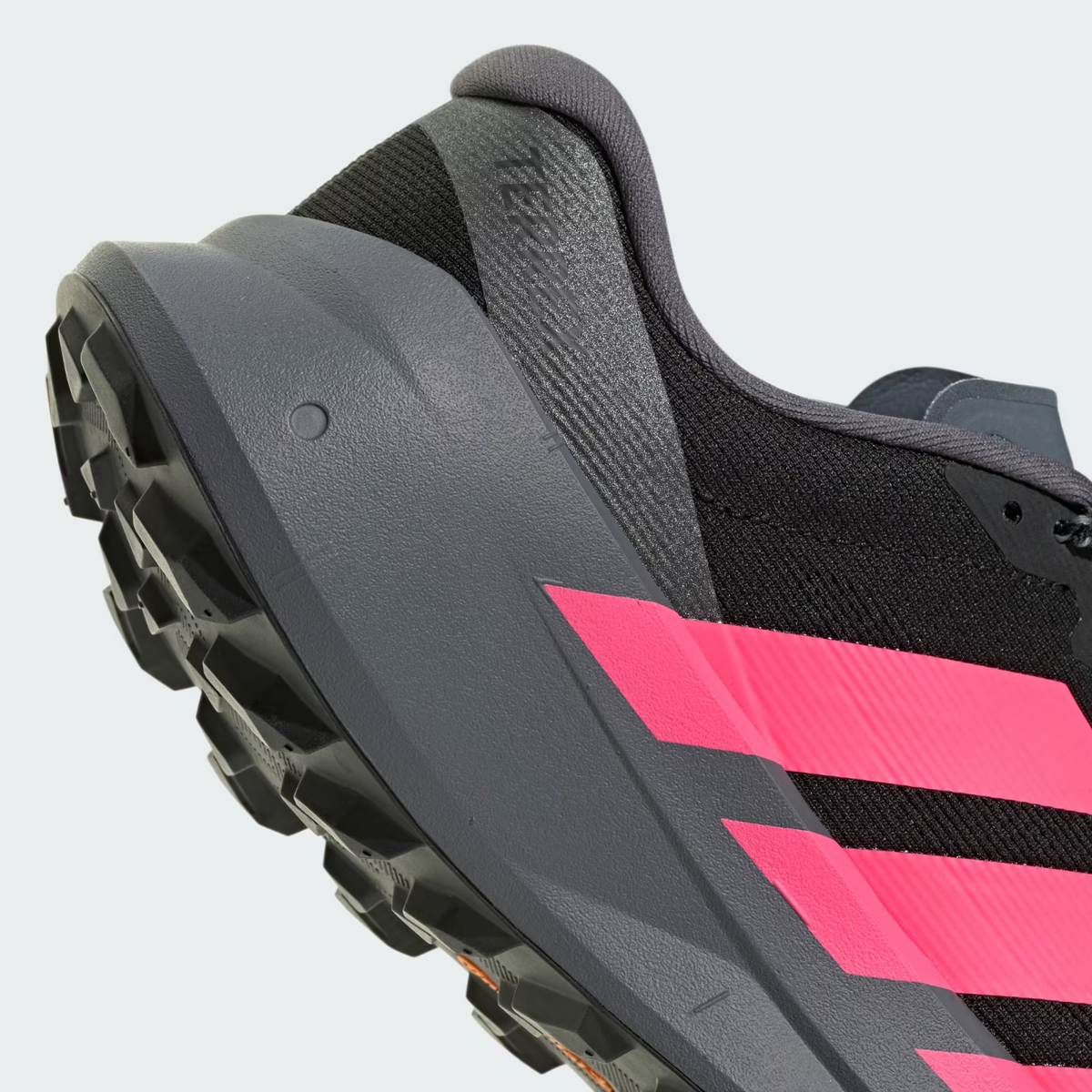 KZ8663 adidas Terrex Agravic SL Trail Running "Core Black/Solar Turbo" (Men's)