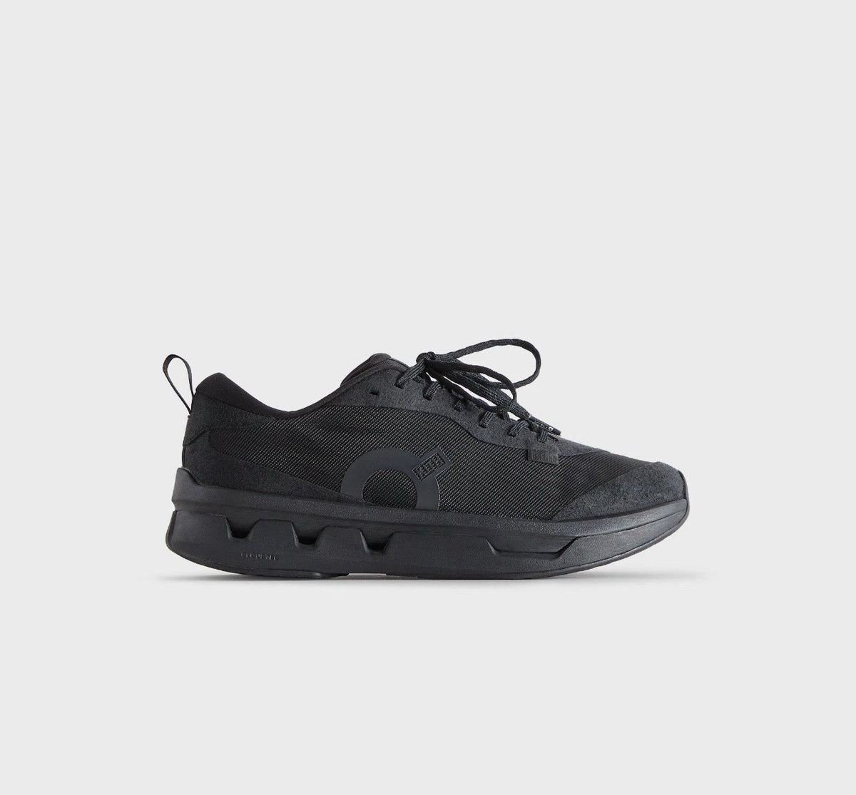 3MG31191043 KITH x On K-Tech 3 "Black" (Men's)