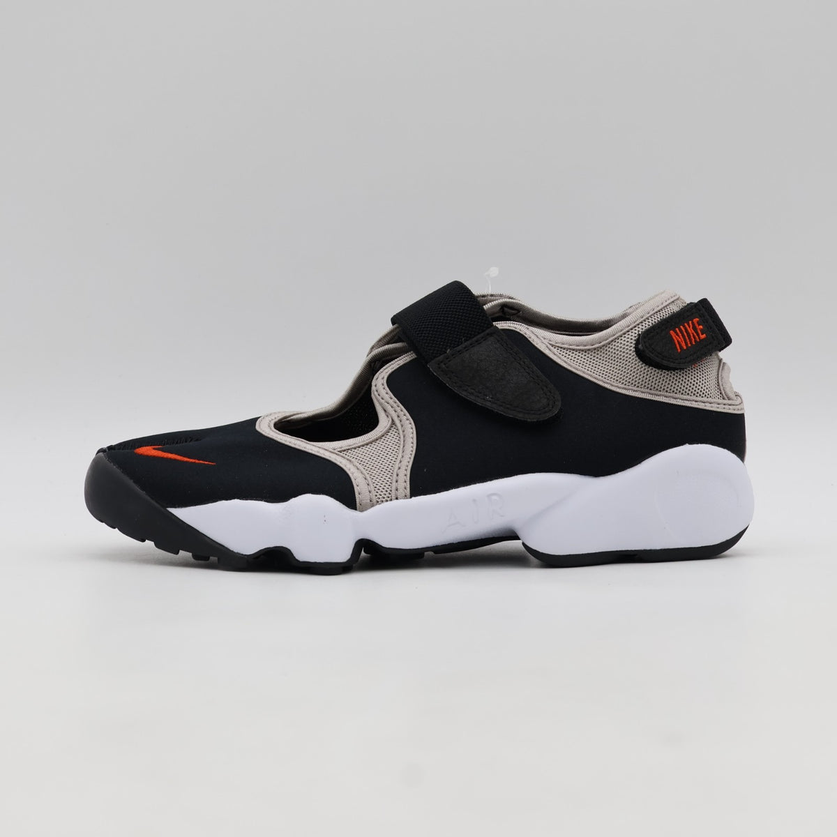IW1244-010 Nike Air Rift "Black/College Grey" (Men's)