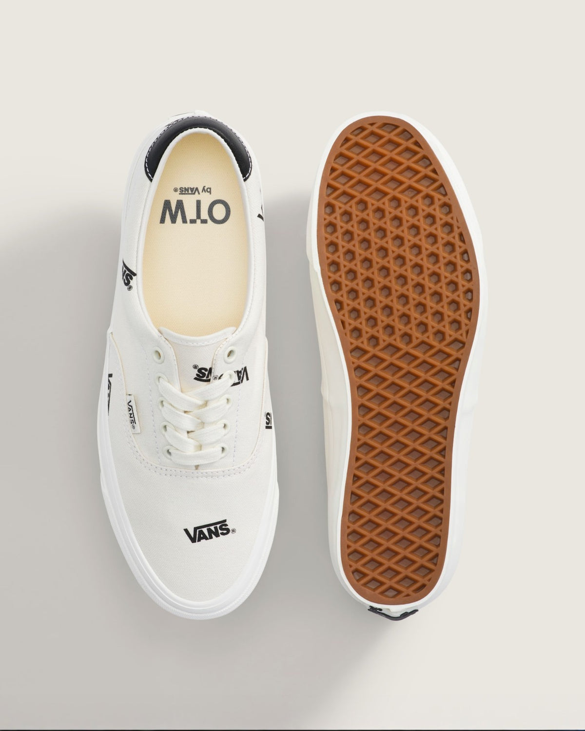 VN001186CCZ OTW by Vans Era 95 "Vans Logo/Marshmallow" (Men's)