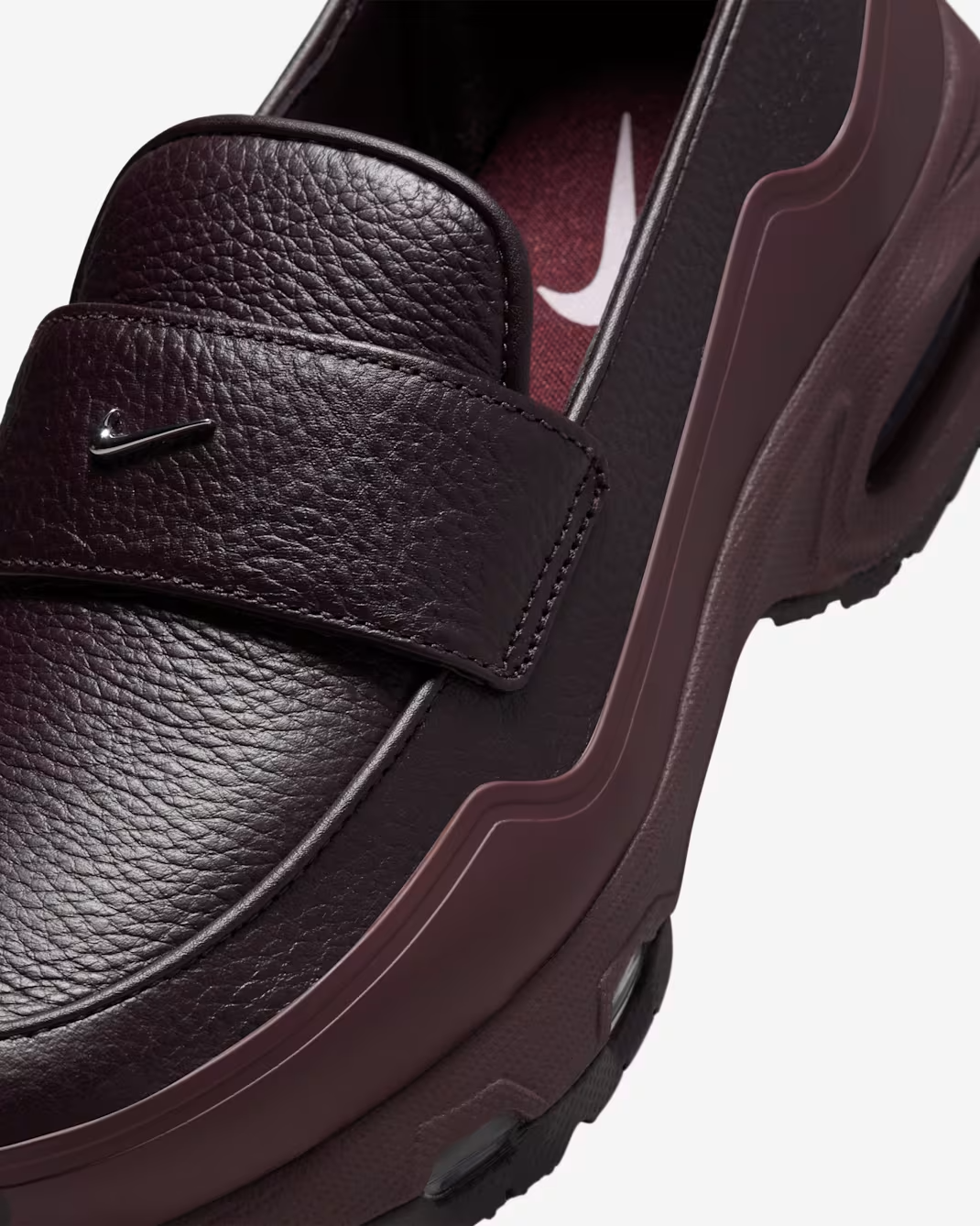 IM8814-600 Nike Air Max Phenomena Burgundy Crush (Women's)