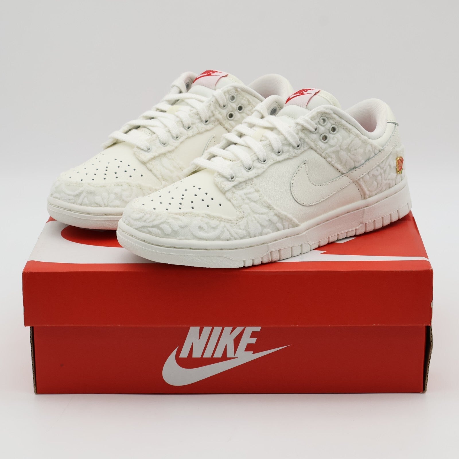 FZ3775-133 Nike Dunk Low Give Her Flowers (Women's)