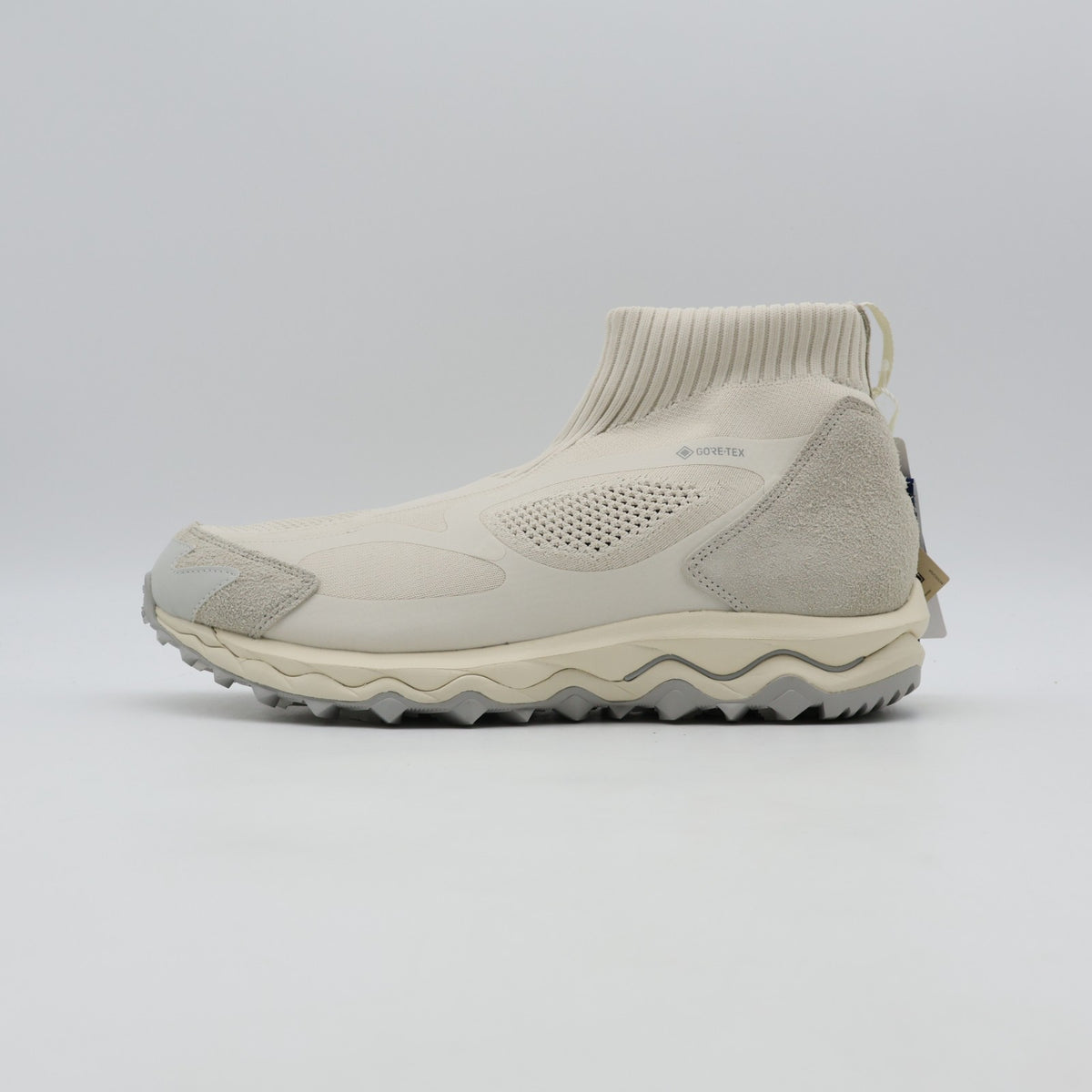 D1GD245501 nonnative Ã Mizuno Wave Mujin TL Mid GORE-TEX Off White (Men's)