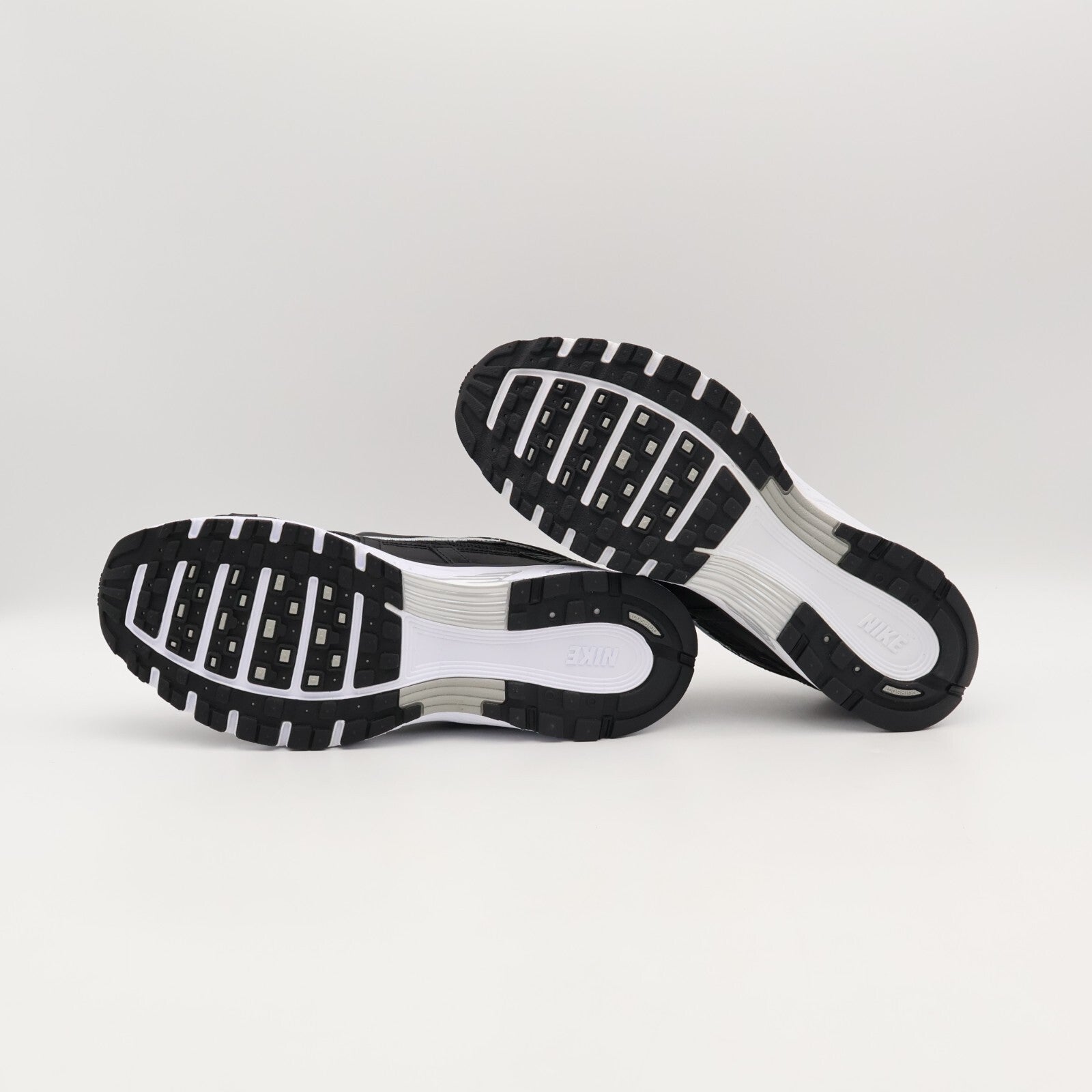 CD6404-026 Nike P-6000 Black White Metallic Silver (Men's)