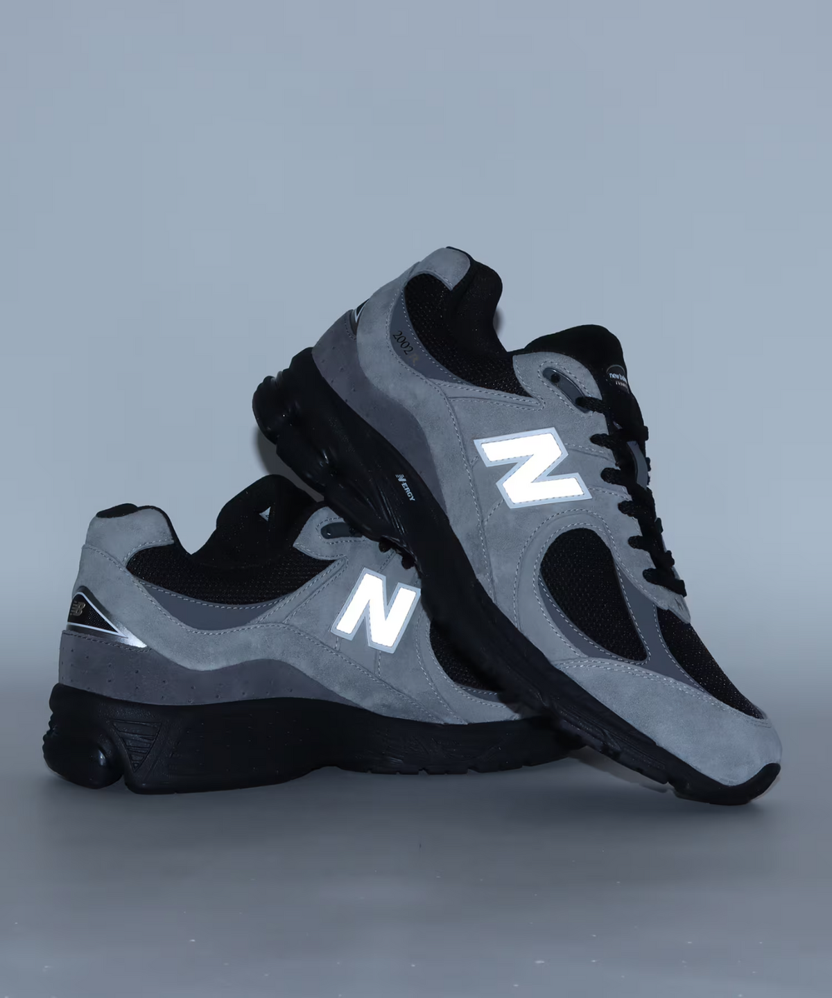 U2002RM New Balance 2002R Grey Black (Men's)