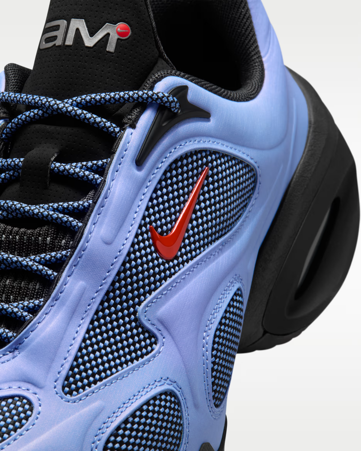 II6282-400 Nike Air Max Muse "Royal Pulse/Black" (Women's)