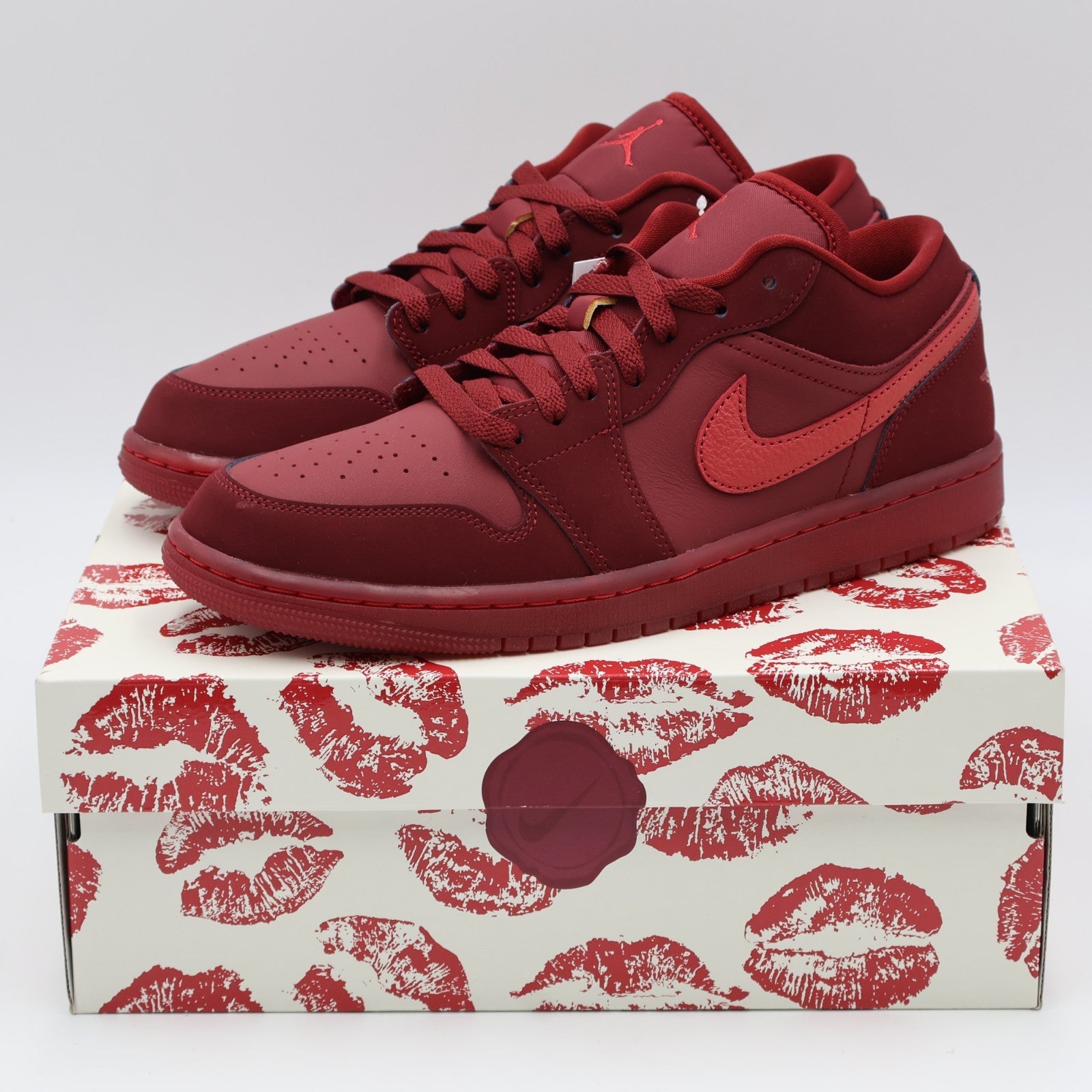 IB7012-600 Nike Air Jordan 1 Low Valentine's Day (2026) (Women's)