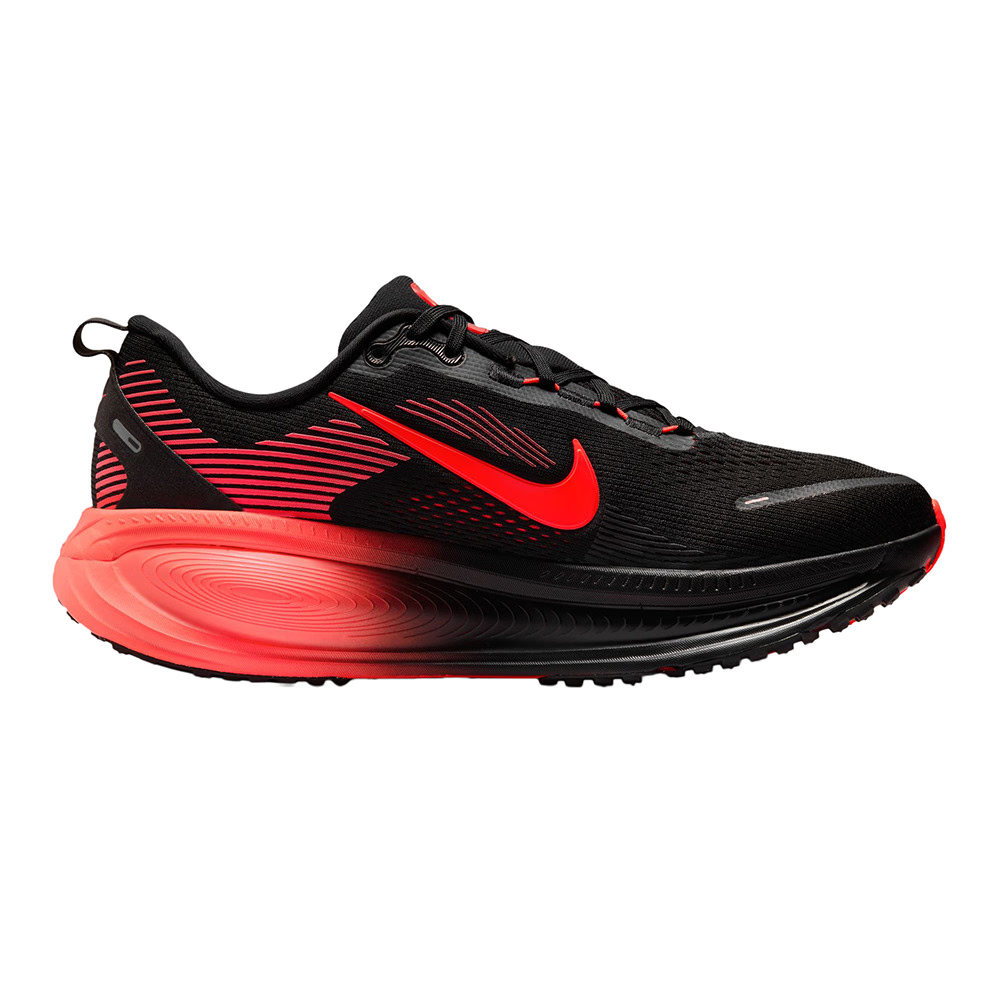 HM6803-019 Nike Vomero 18 "Black/University Red" (Men's)