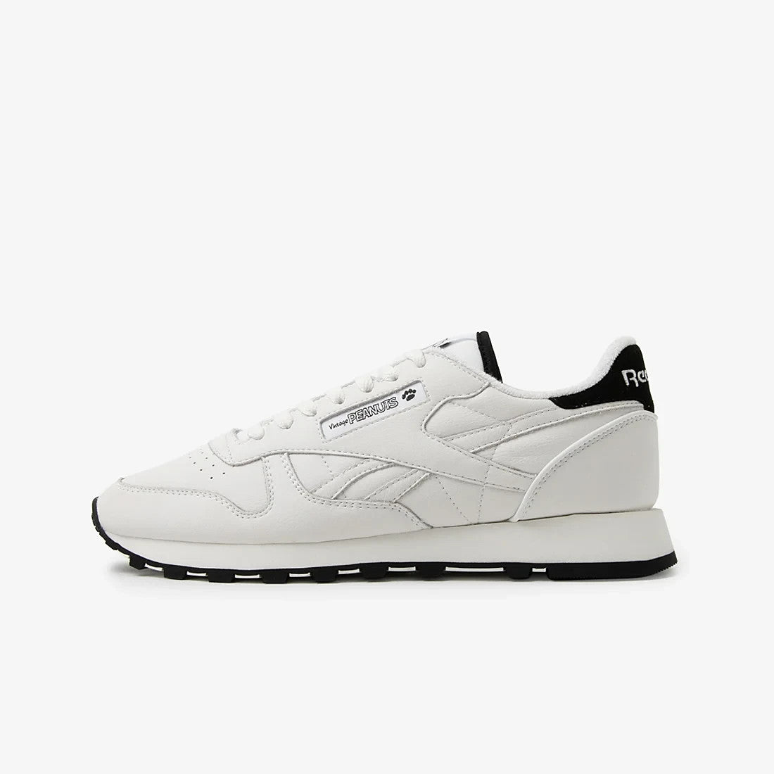 R00202 Peanuts Ã Reebok Classic Leather 1983 Vintage "White" (Men's)