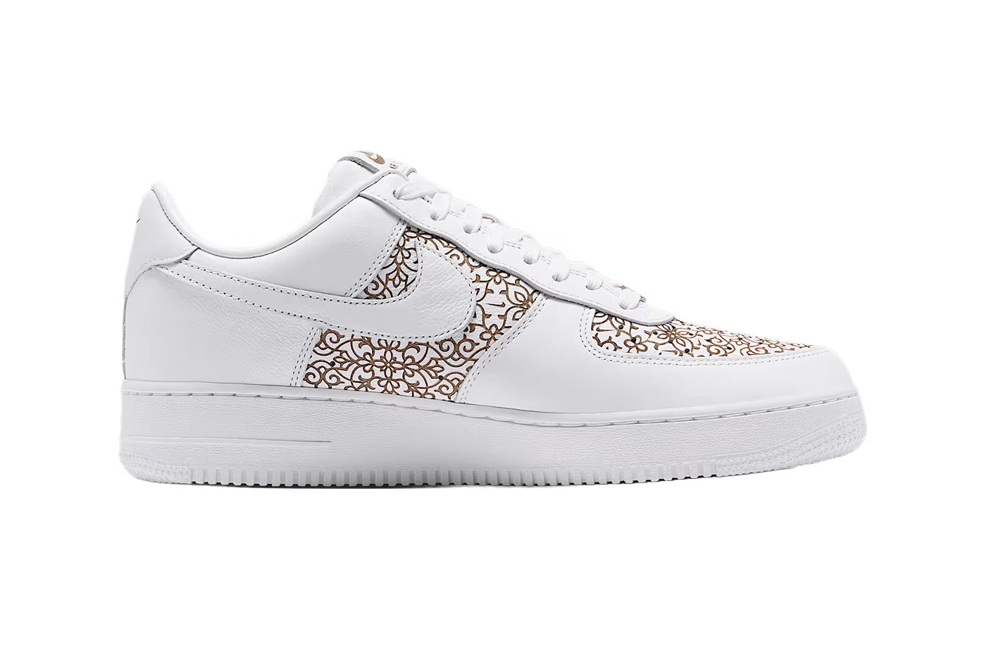 IV5754-100 Nike Air Force 1 Low "Family Reunion" (Men's)