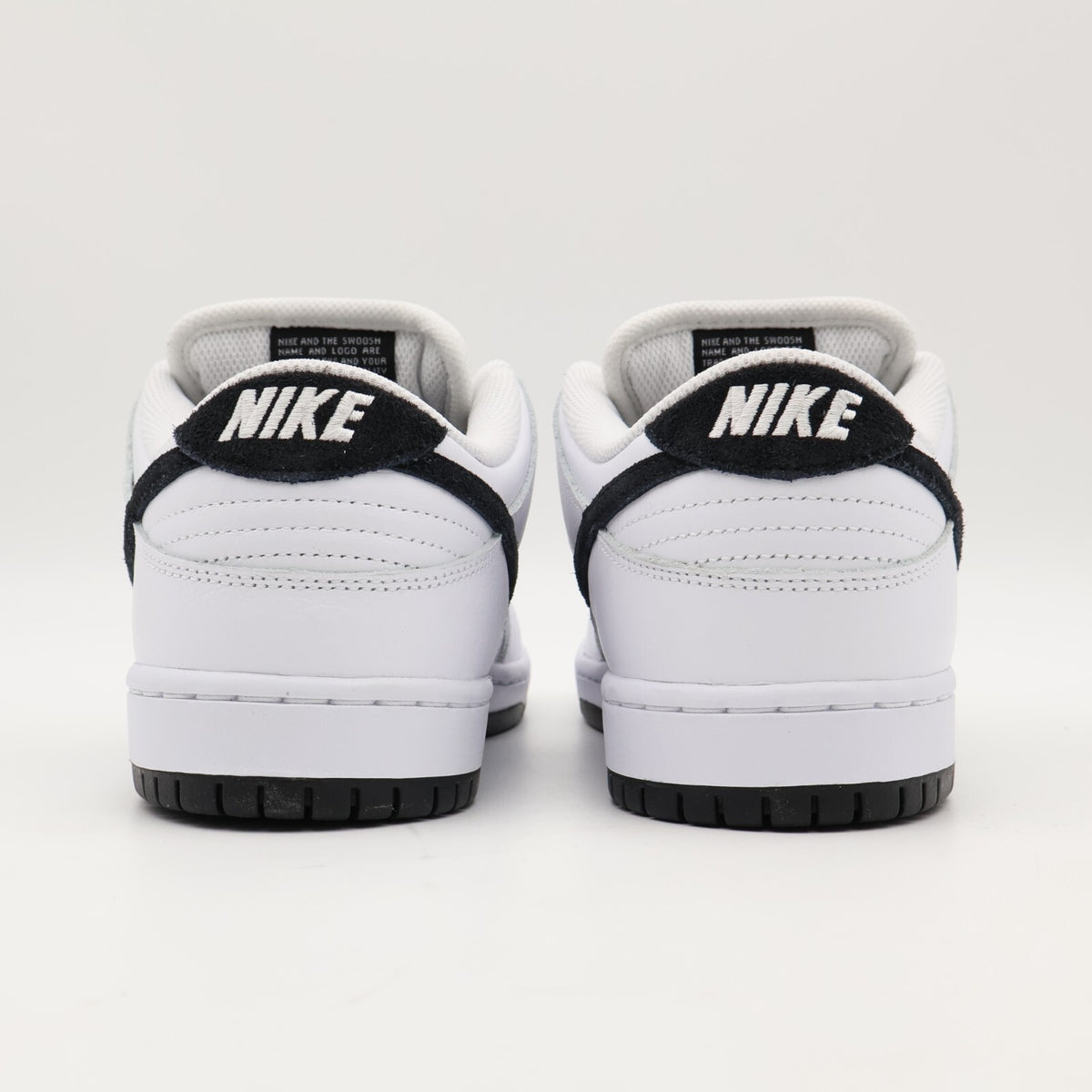 HF3704-100 Nike SB Dunk Low Pro White Black (Men's)