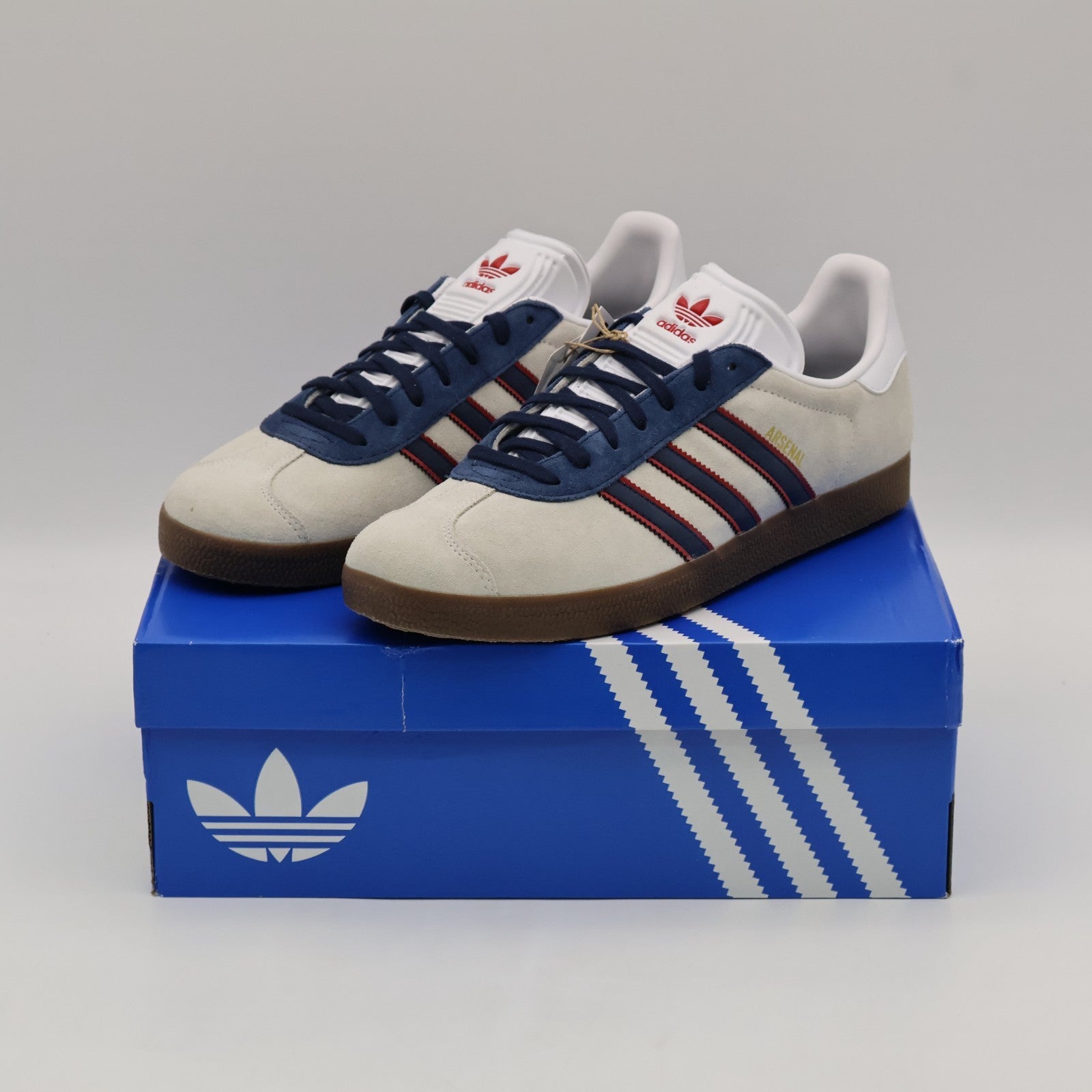 HQ0005  Arsenal adidas Originals Gazelle Cloud White Red Collegiate Navy (Men's)