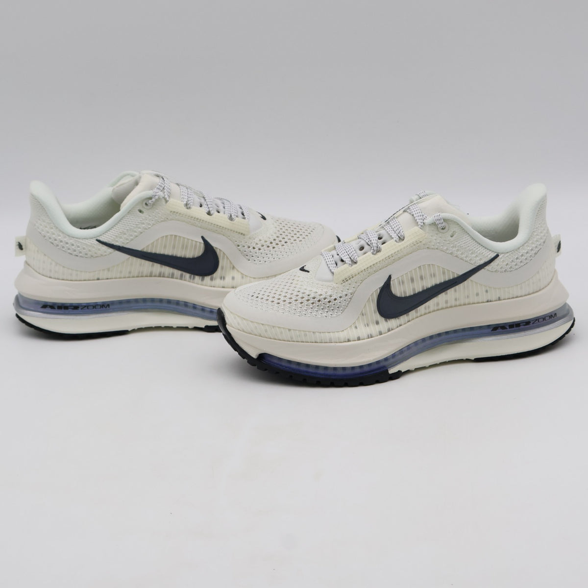 HQ2593-106 Nike Pegasus Premium Sail (Women's)