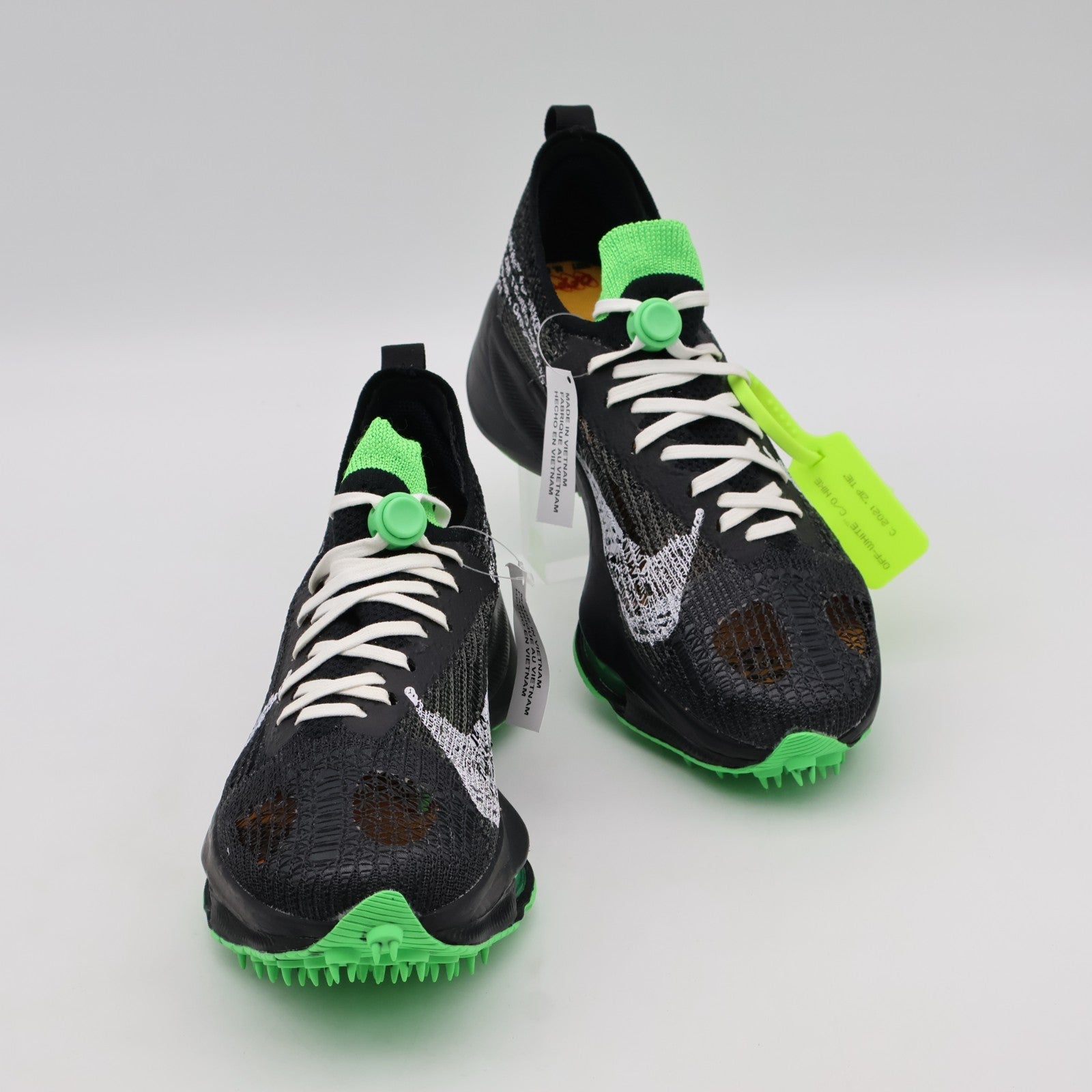CV0697-001 Off-White Nike Air Zoom Tempo Next% Flyknit Black (Men's)