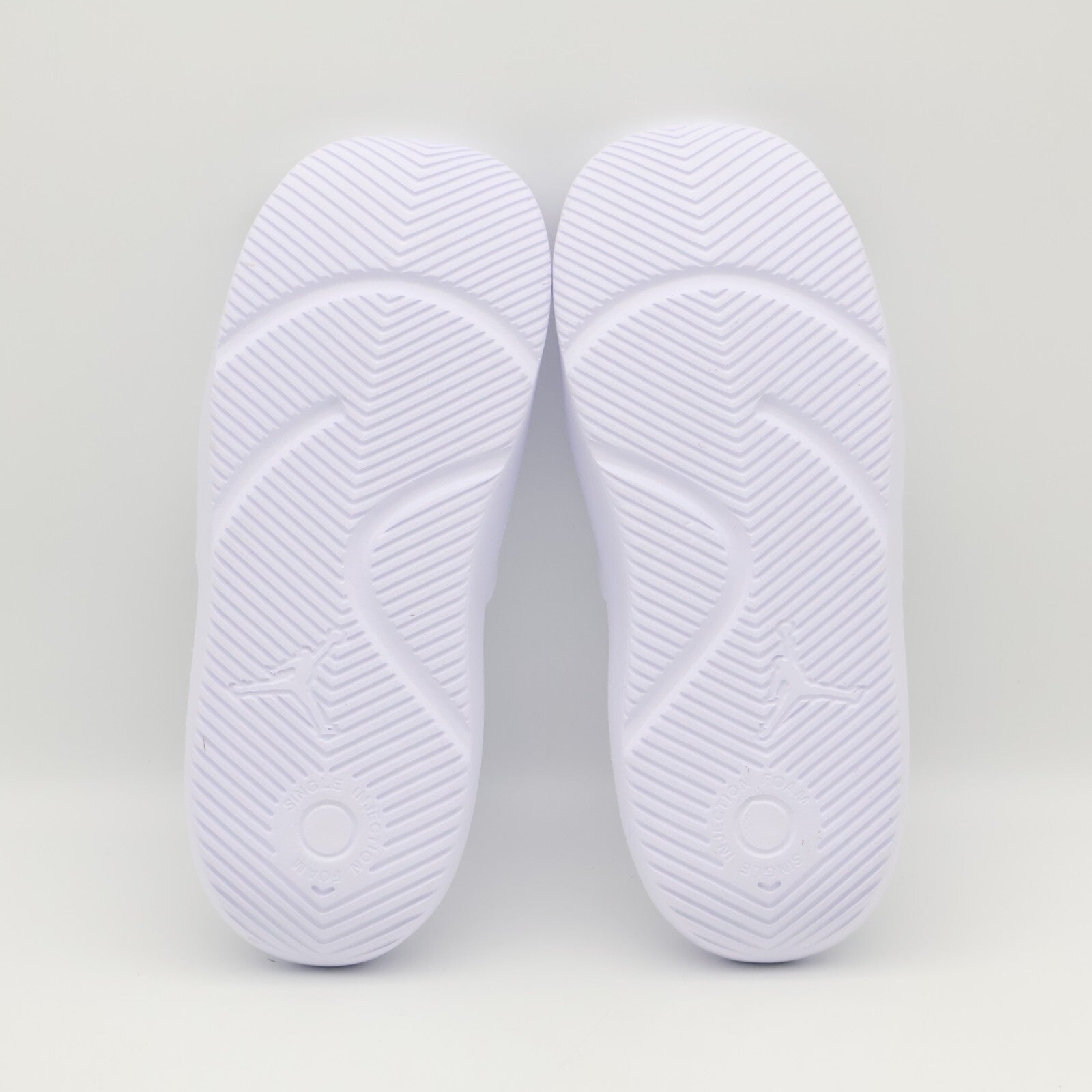 HF3263-100 Nike Jordan Franchise Slide White Black (Men's)
