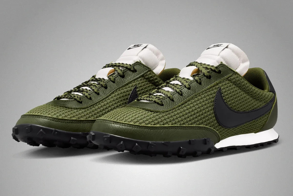 IM8673-301 Nike Waffle Racer SE "Legion Green/Sail" (Men's)