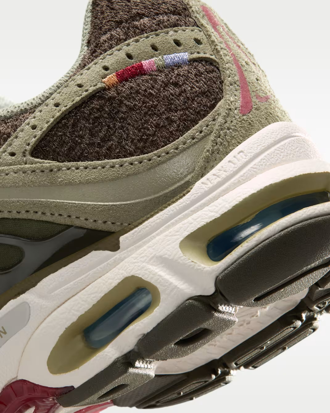 IQ1150-220 Nike Air Max Moto 2K Dark Hazel Phantom Team Crimson (Women's)