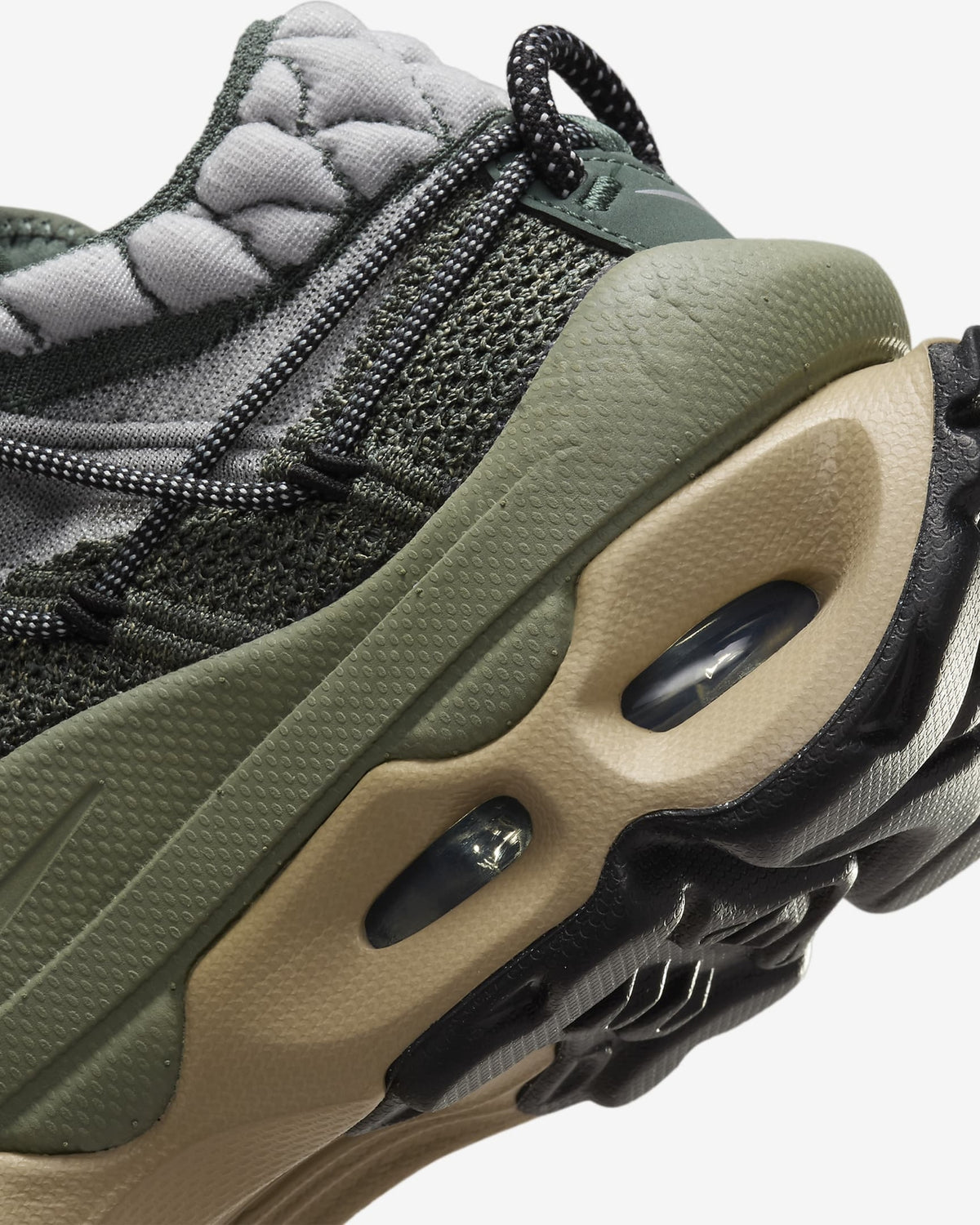 FD2110-300 Nike Air Max Flyknit Venture Vintage Green Light Army (Women's)