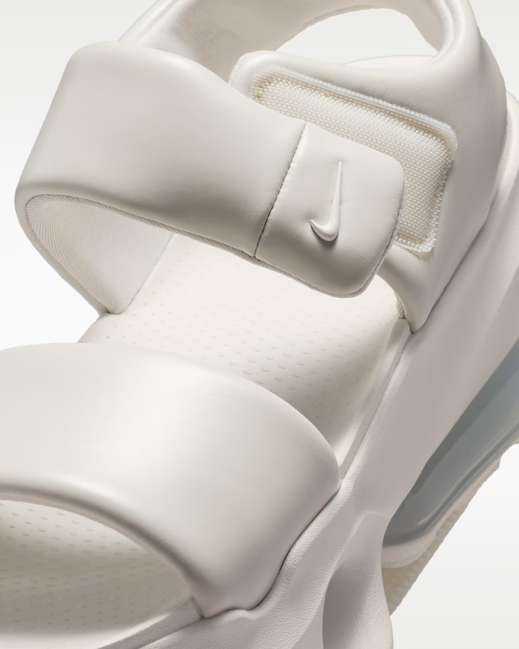 IO1959-002 Nike Air Max Halo "Light Bone/Metallic Silver/Sail" (Women's)