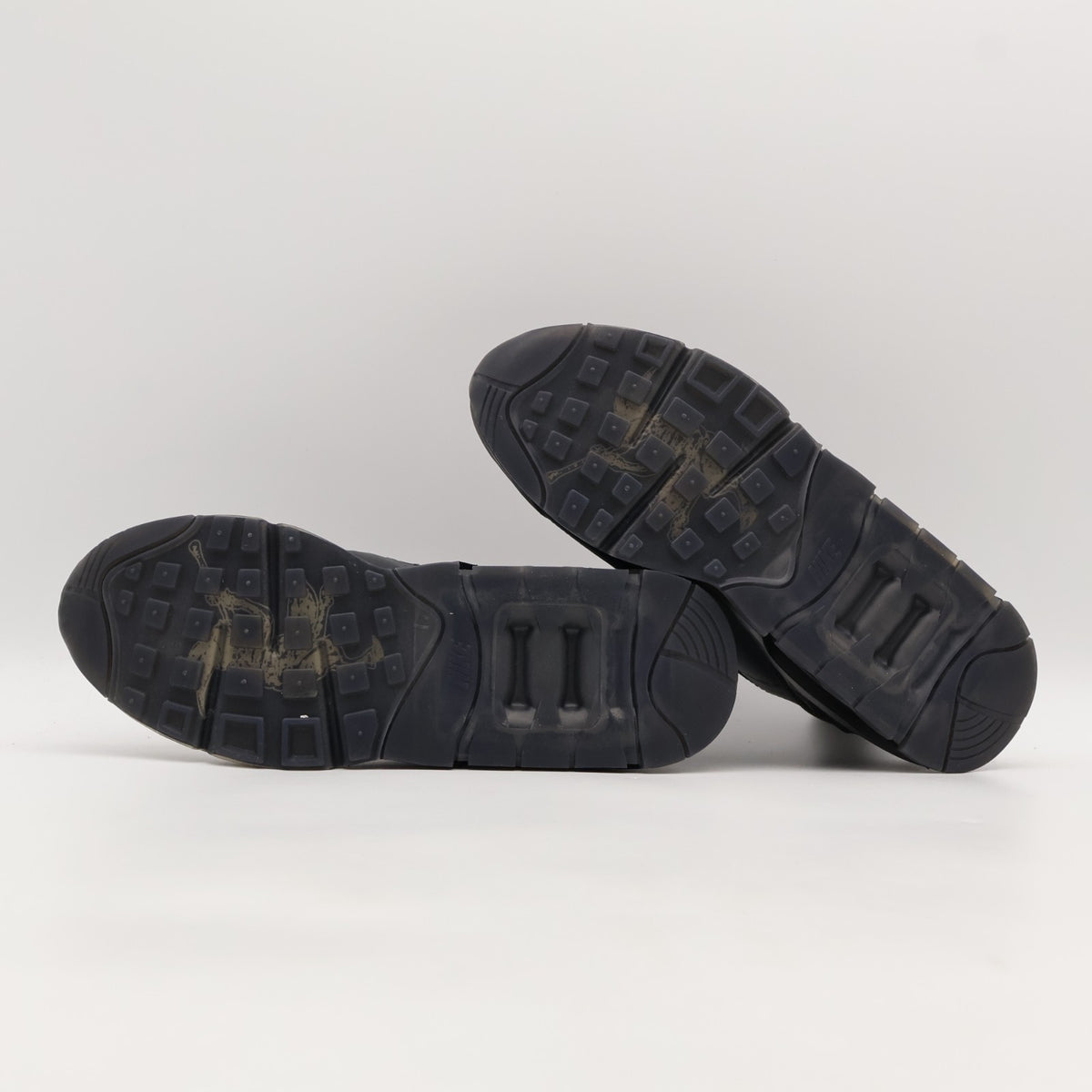 FZ3310-001 PAN Records x Nike Air Max 180 Black Anthracite (Men's)