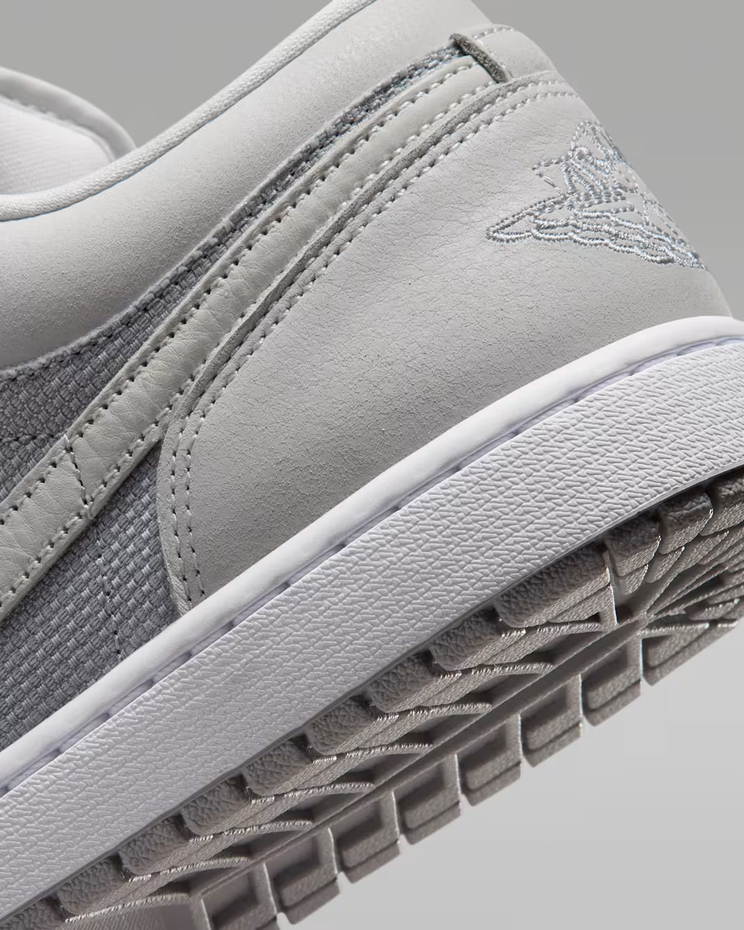 IO2049-100 Nike Air Jordan 1 Low SE "Off White/Soft Pearl" (Men's)