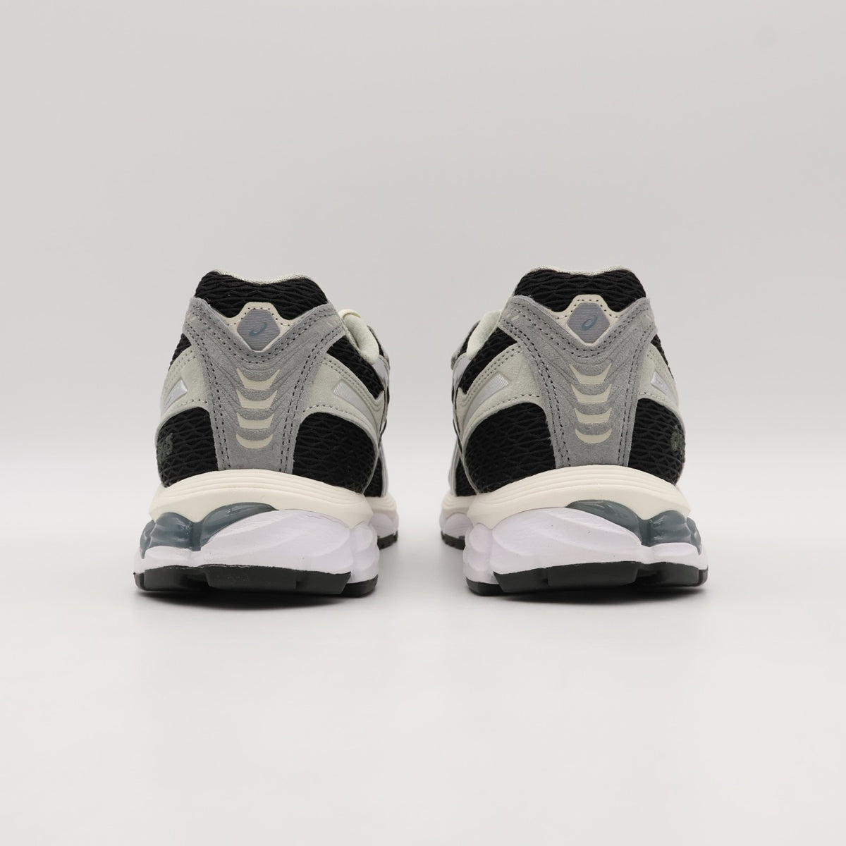 1203A846-020 KITH Ronnie Fieg Ã Asics Gel-Kayano 12.1 Peat Cream Black (Men's)