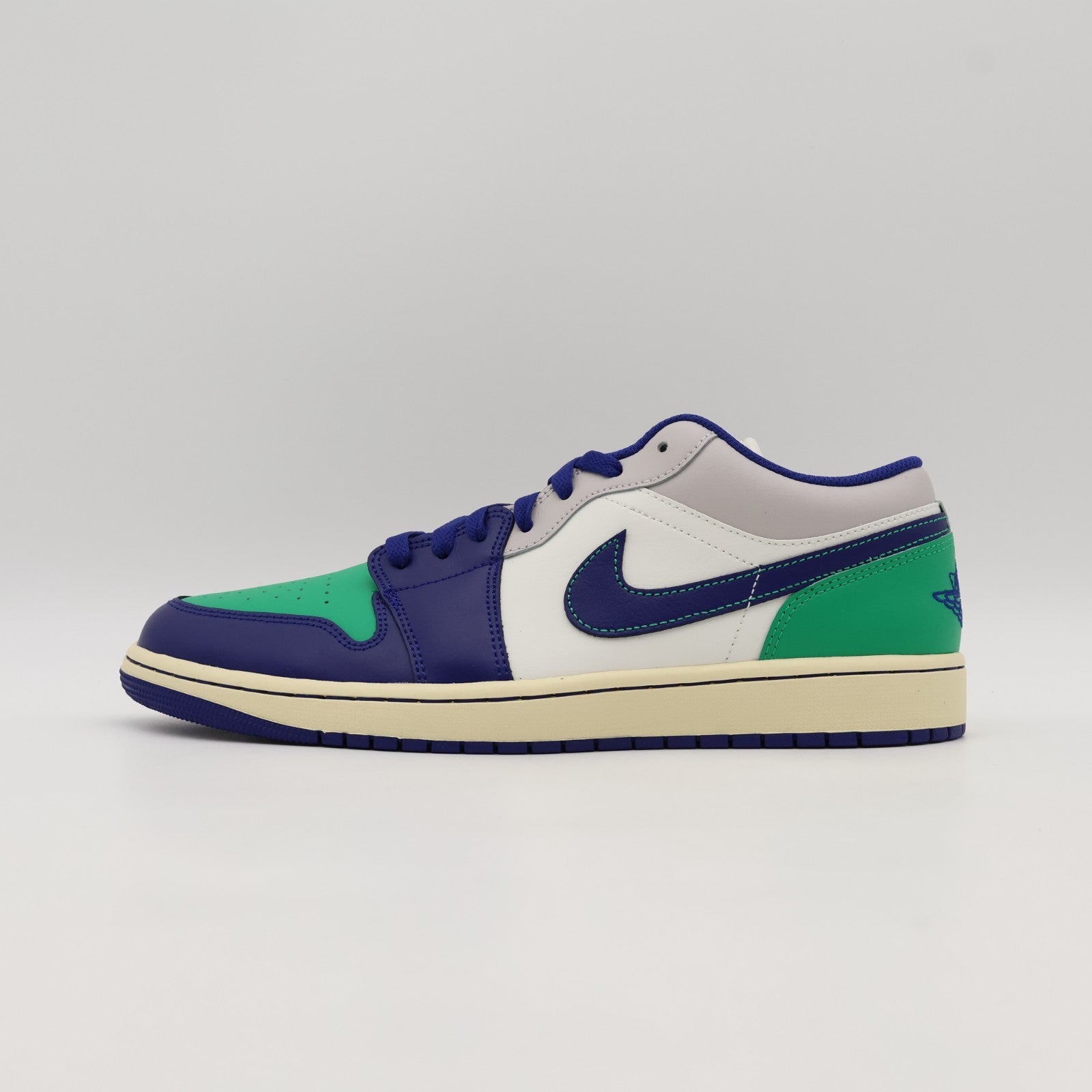 553558-147 Nike Air Jordan 1 Low Seahawks (Men's)
